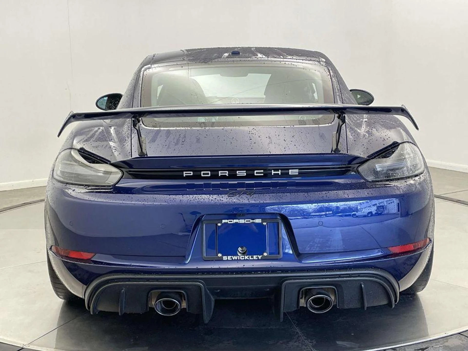 mph005_1296196498_B6i_Puva_WE_9u_Z1sq_L7mxn2_Sa00o0_a3fe161c2a