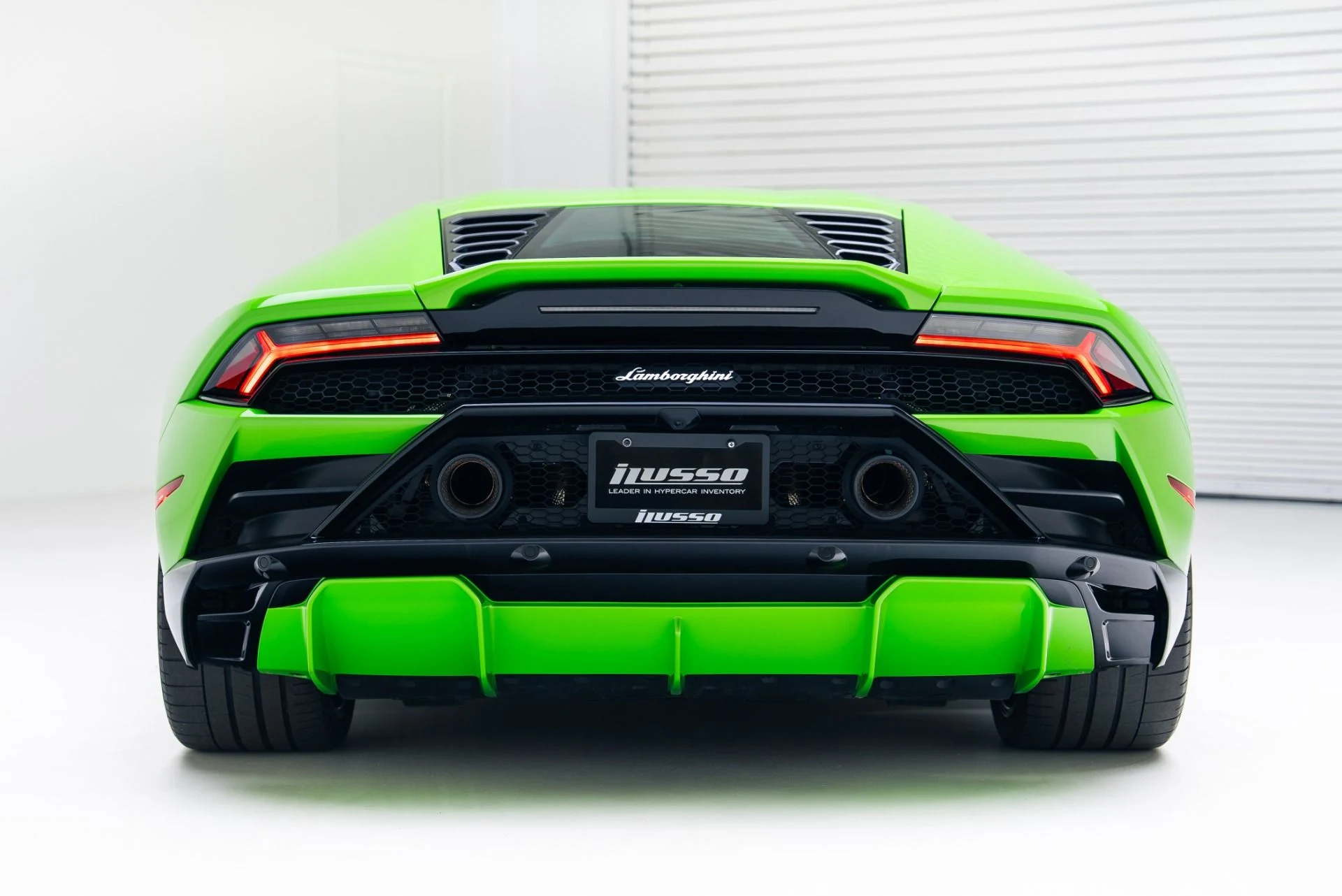 mph005_1302983862_Used_2023_Lamborghini_Huracan_EVO_1765473040_923028dc5f