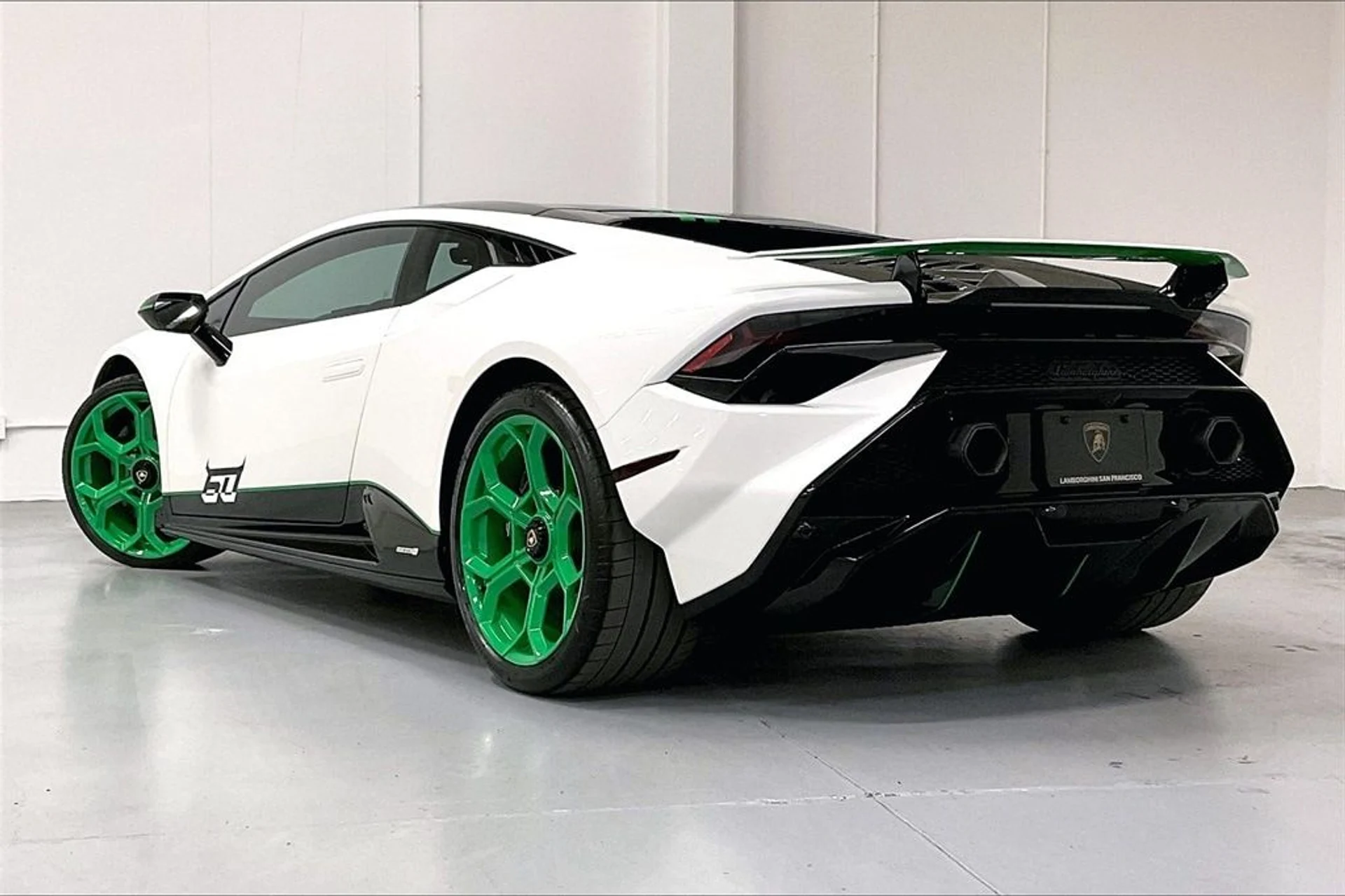 mph005_1312550452_83ec093c5d42458846278e5be63c1401x_e4fe65f0dc