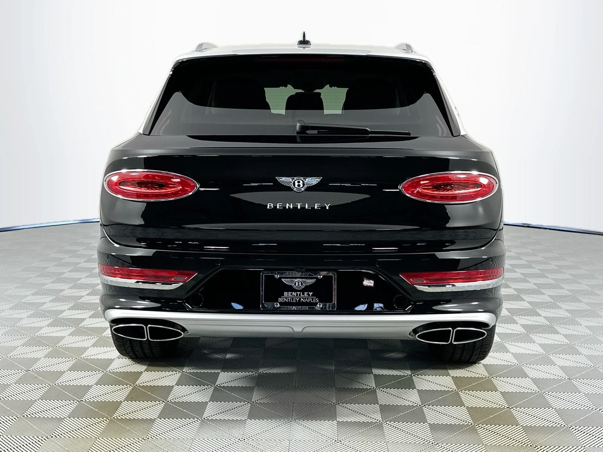 mph005_1313284666_6_37b148b156