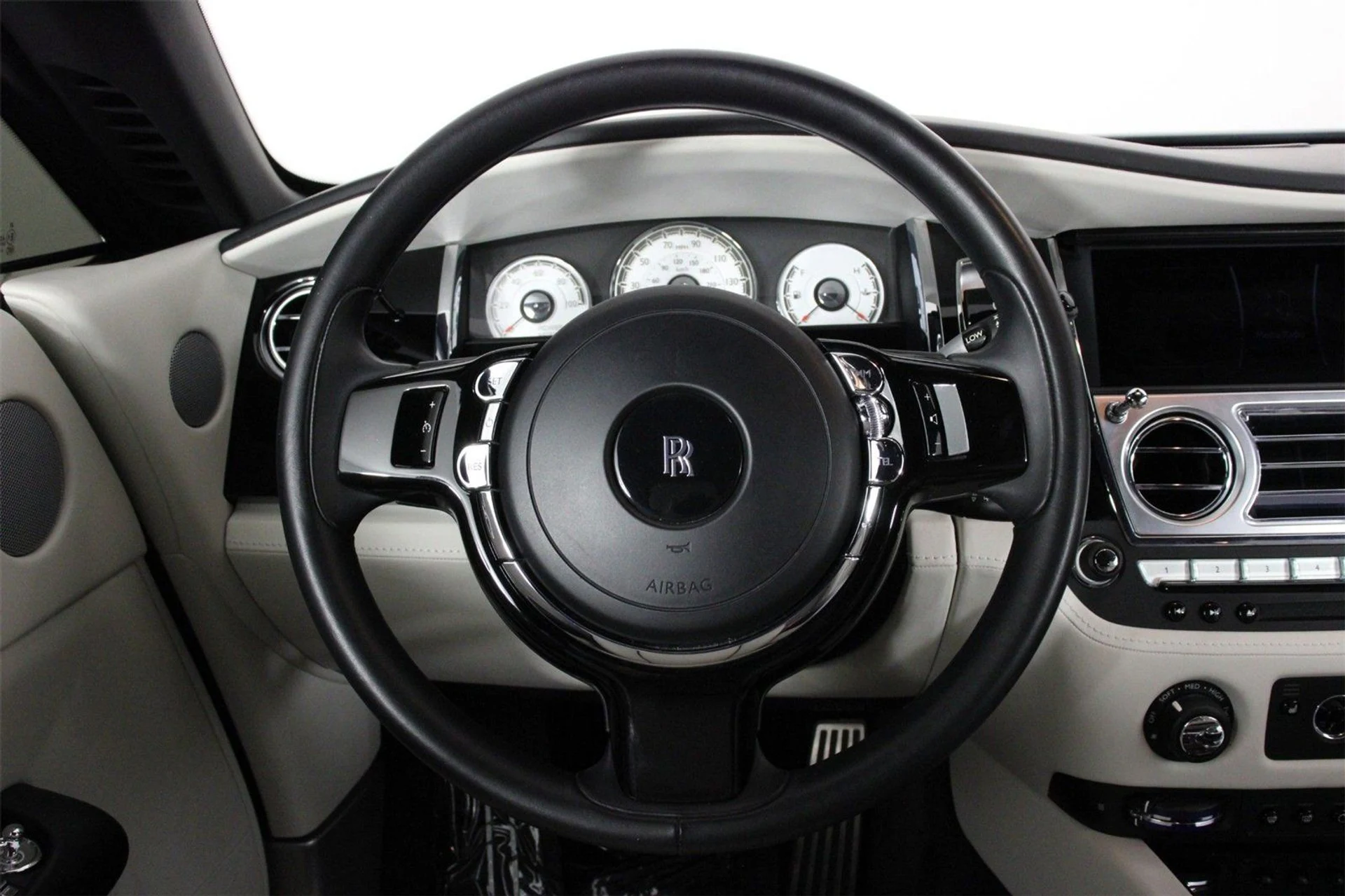 mph005_1313b0768ae847ce979a3290d526bd92_28d9735690