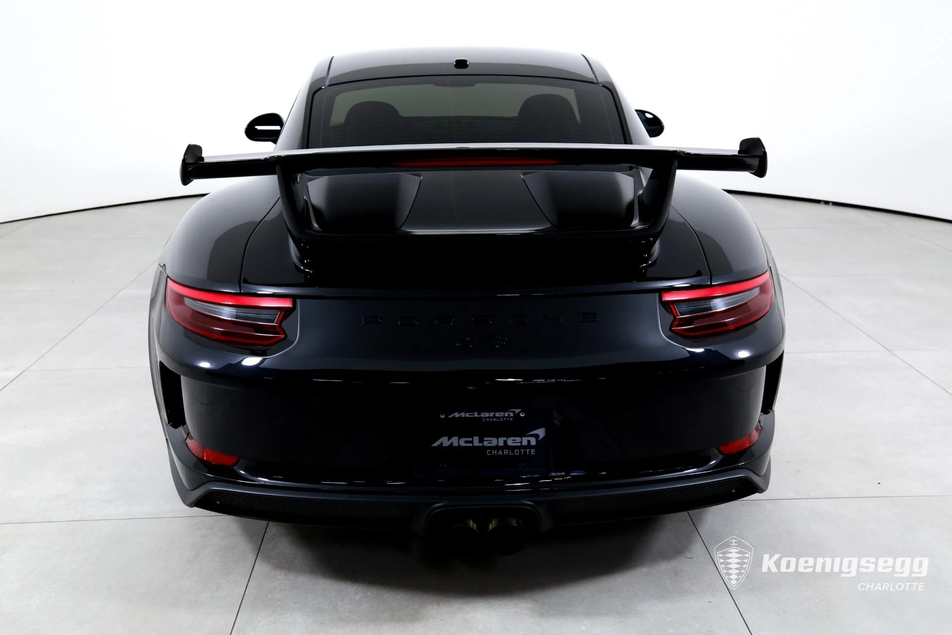mph005_1318628203_Used_2018_Porsche_911_GT_3_1782837180_e001051f6a