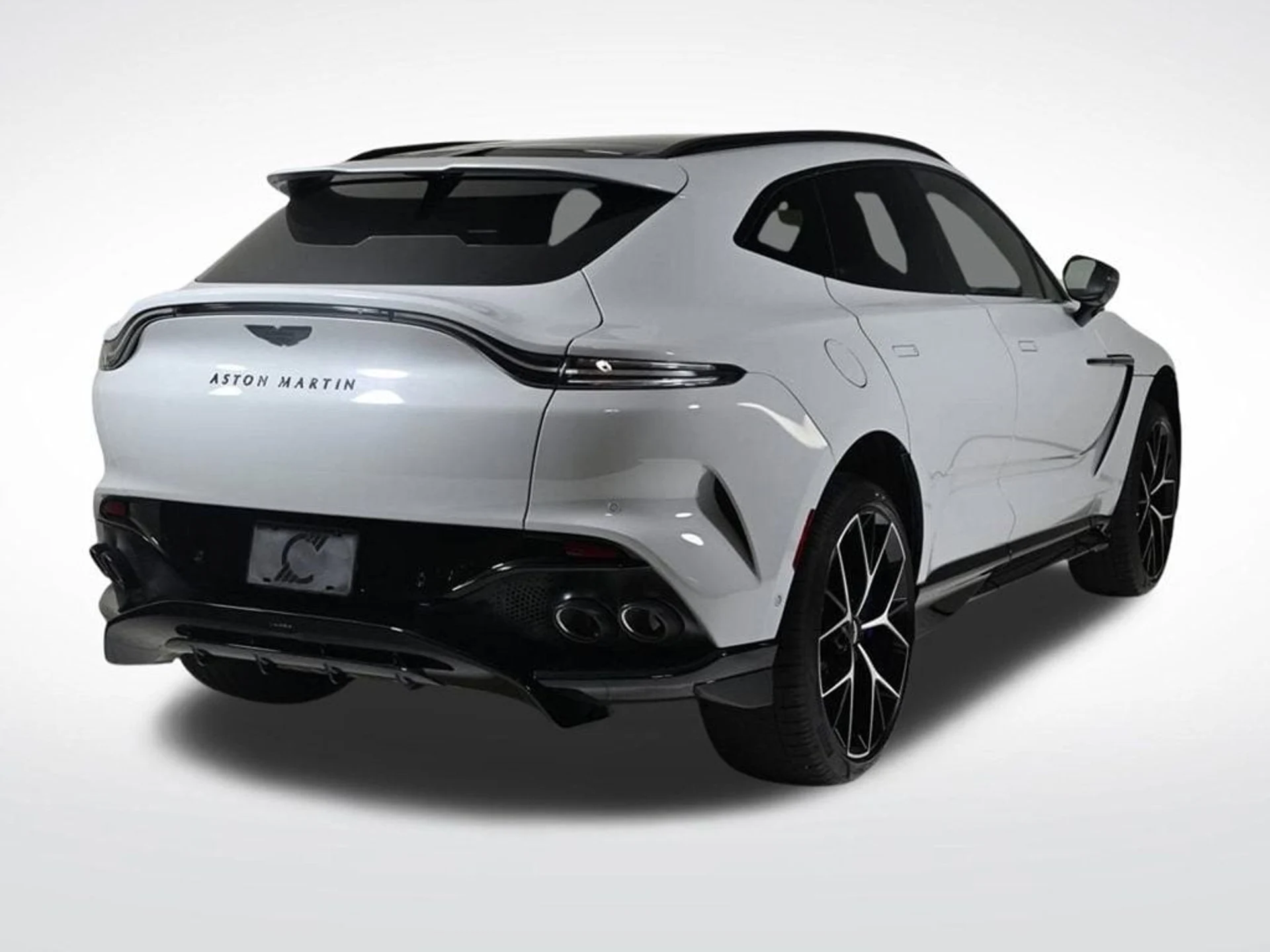 mph005_132207824_new_2025_aston_martin_dbx_707awd_11350_22854859_5_1024_3f84f0c976
