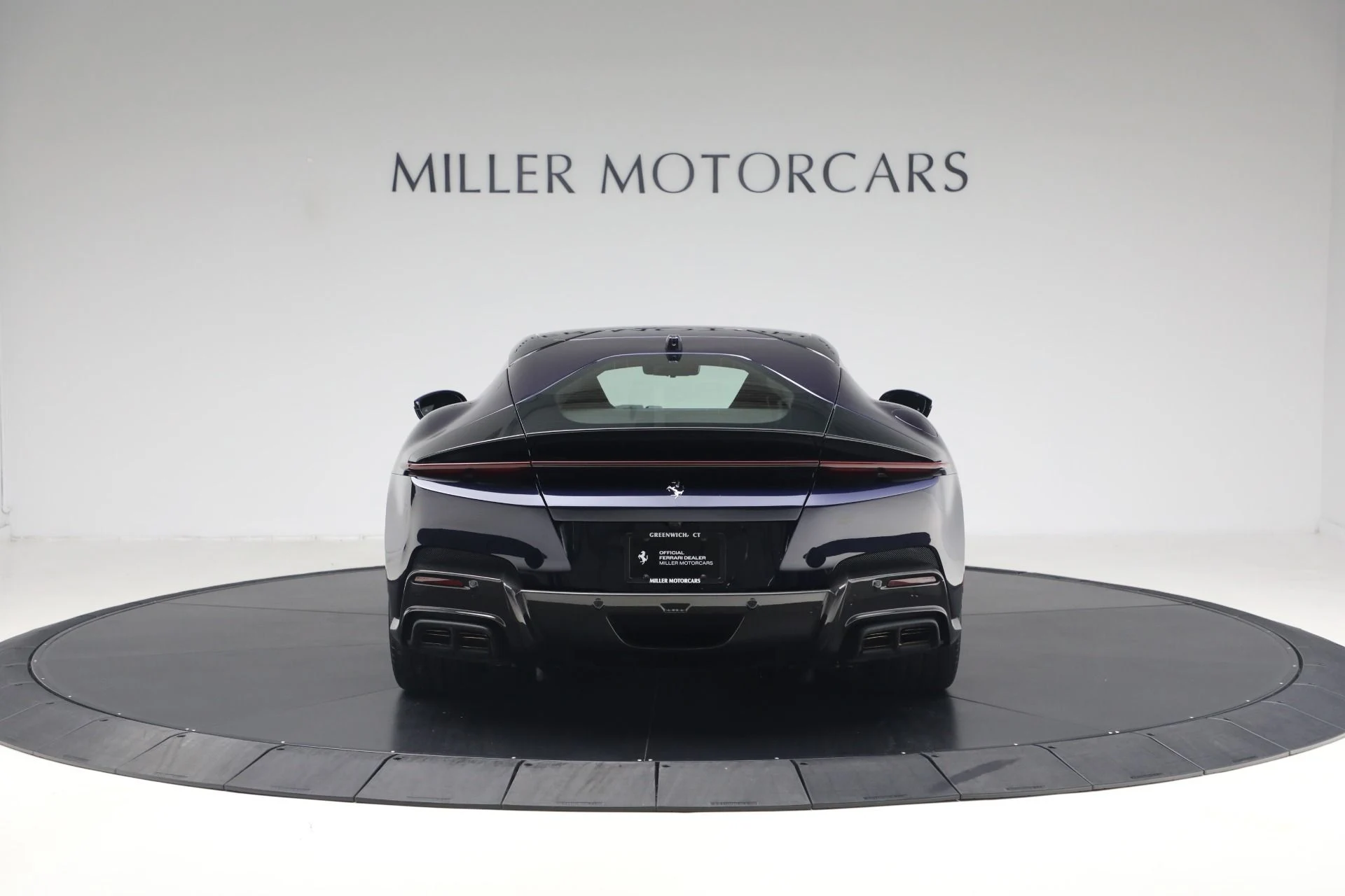 mph005_1347766946_Used_2025_Ferrari_12_Cilindri_1791216346_64f63ef2be