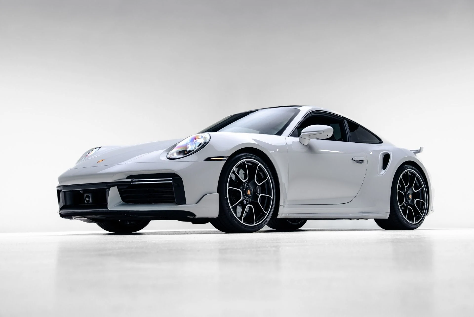 mph005_1355562868_Used_2022_Porsche_911_Turbo_S_1774378410_69627ee9f6