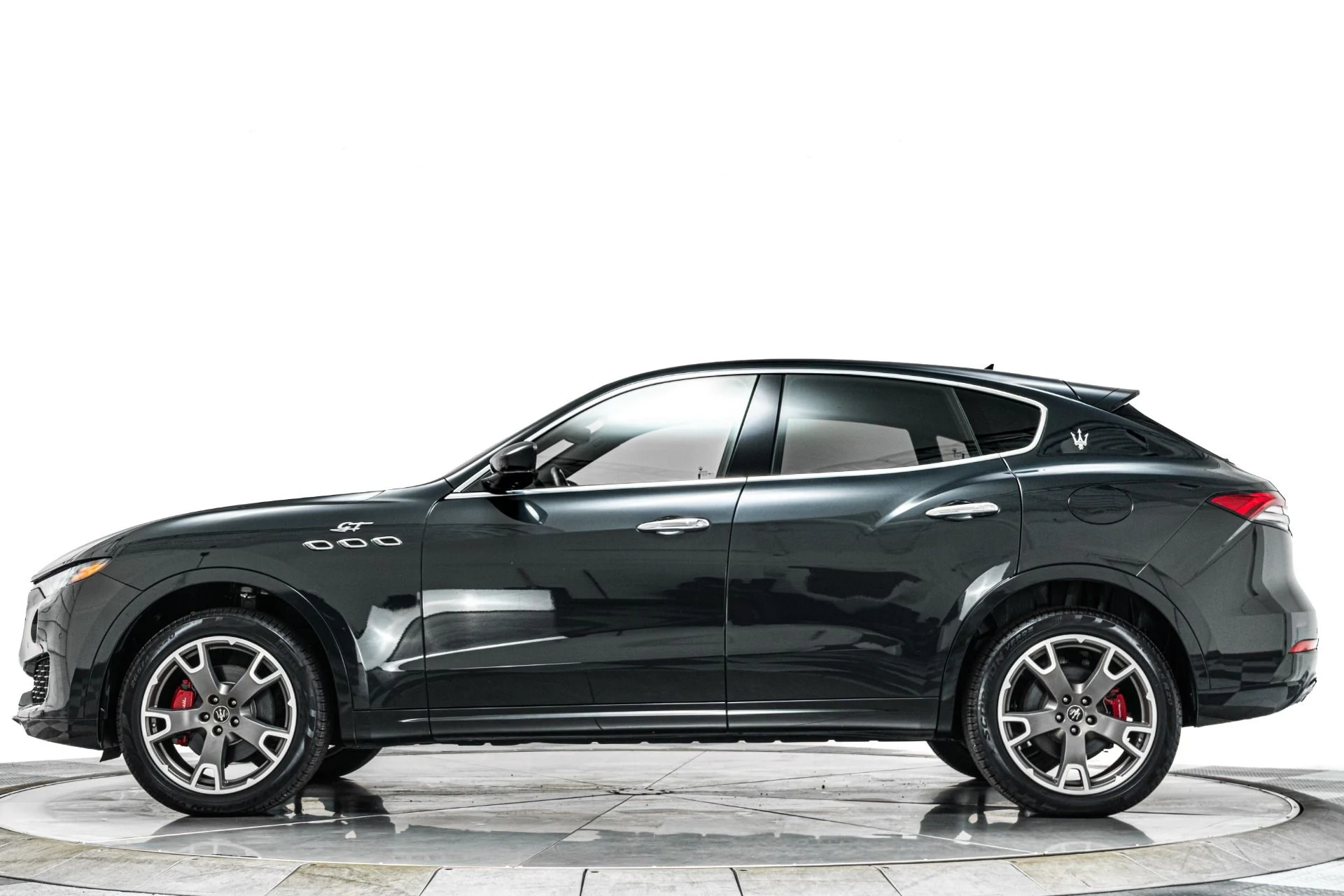 mph005_1363047166_Used_2023_Maserati_Levante_GT_Twin_Turbo_V6_Machine_Finish_Wheels_1790708500_c06d68dd4c