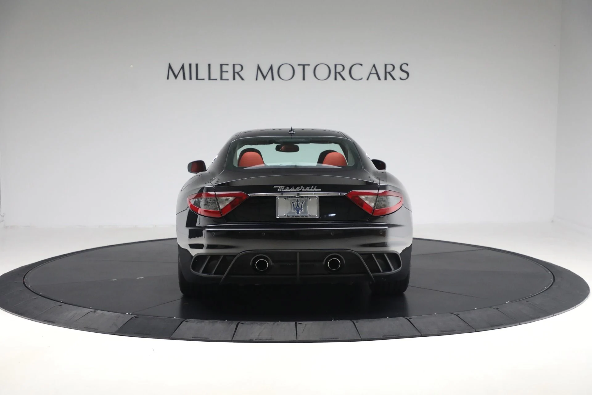 mph005_1368577593_Used_2015_Maserati_Gran_Turismo_MC_1760545652_aa45d7a1f0