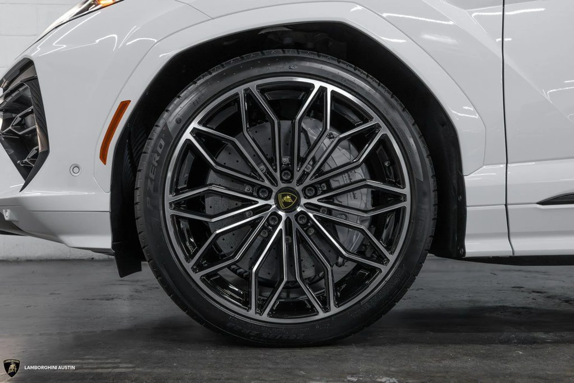 mph005_137542921_3deed38423a9a3e305ab5c47934f44cex_af87e57577