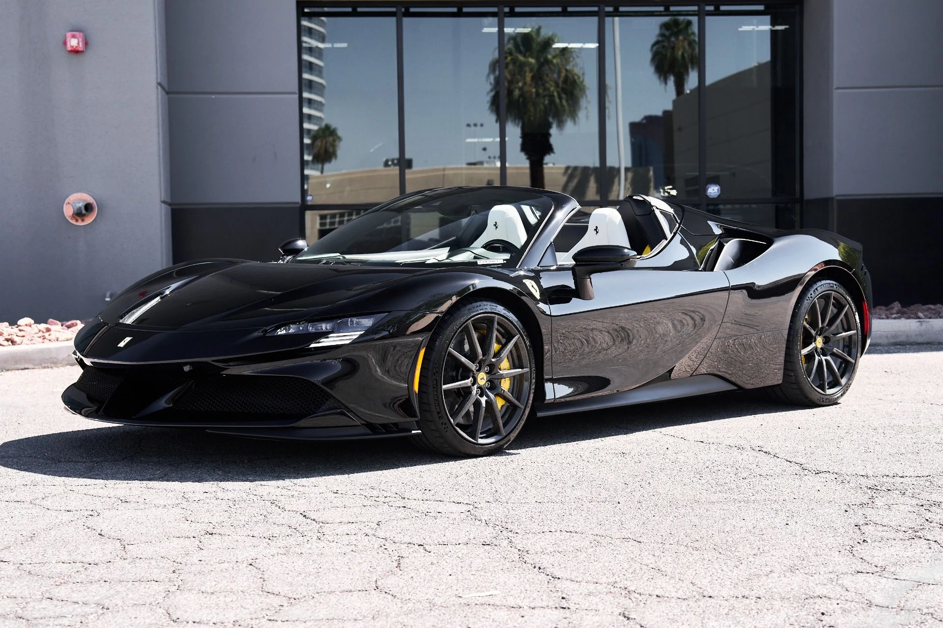 mph005_1377224764_Used_2024_Ferrari_SF_90_Spider_Base_1755223316_5366d0d525
