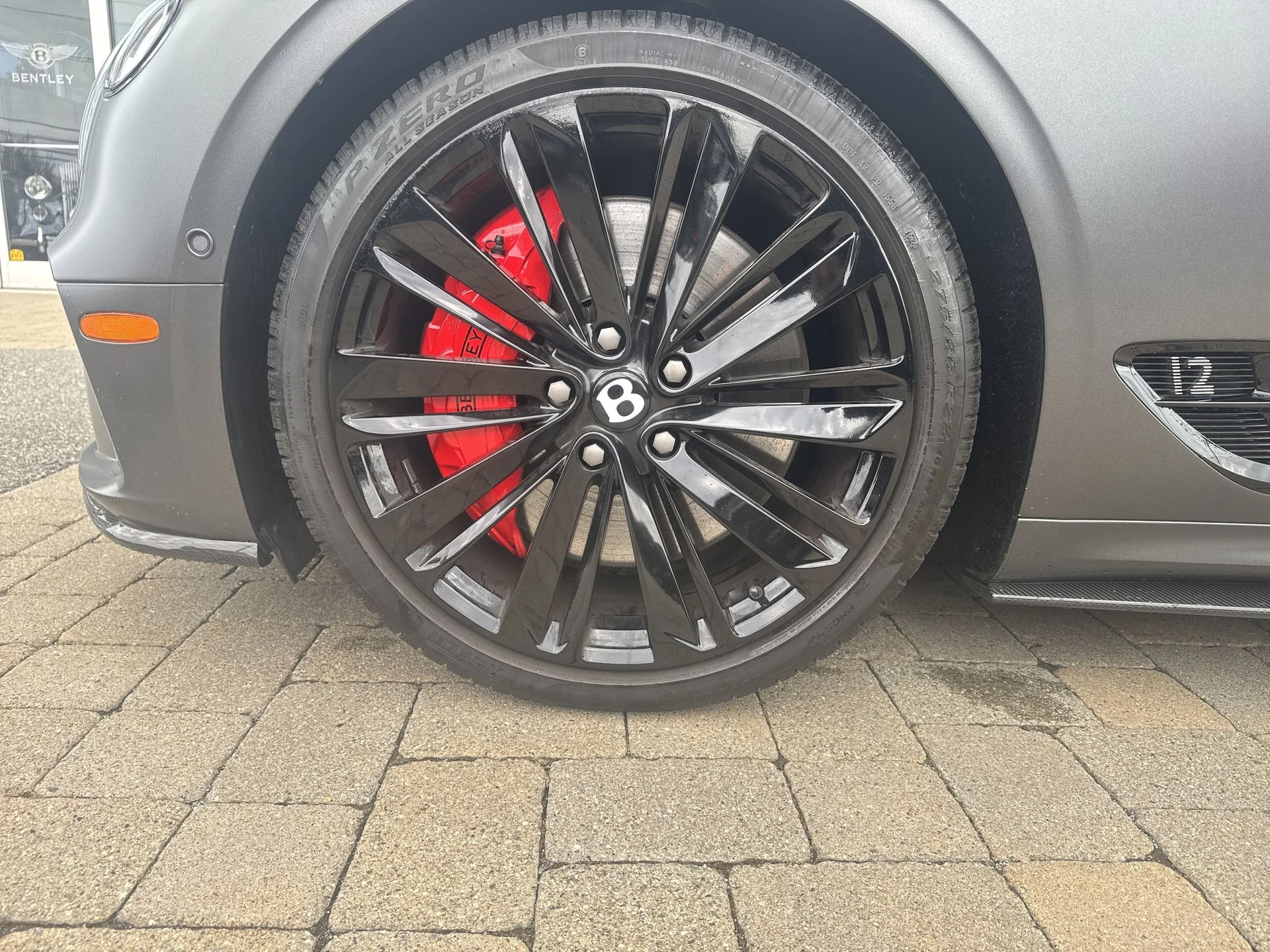 mph005_138758743_91f3d176a9ebc3914be139974b2e2114x_af8e56b125