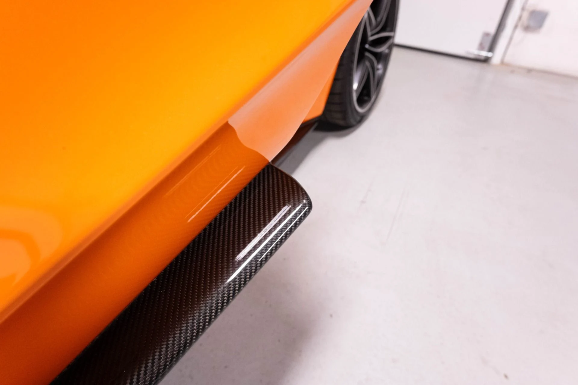 mph005_139891412_Used_2017_Mc_Laren_570_S_1786570589_5195e41574