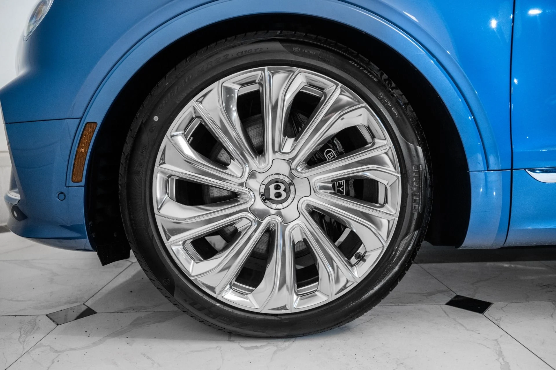 mph005_140905912_Used_2025_Bentley_Bentayga_EWB_Mulliner_V8_1748092723_b7a731b21e