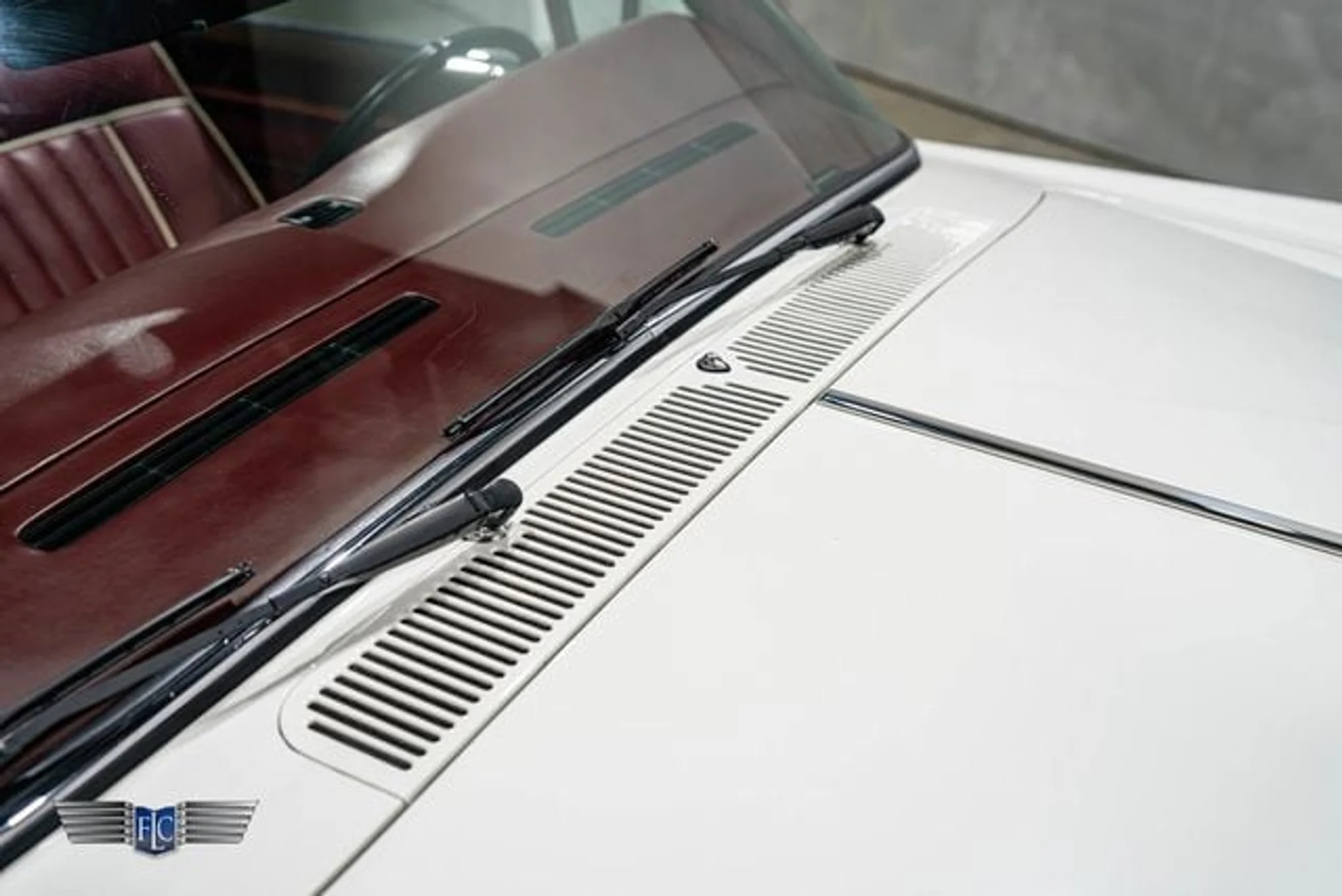 mph005_1410877588_used_1988_rolls_royce_corniche_cv_9689_23071252_10_640_326dbc1c62