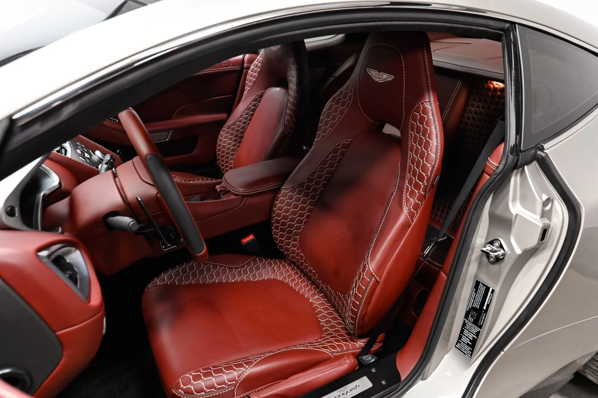 mph005_1416080225_Used_2014_Aston_Martin_Vanquish_V12_1793299602_c278b7725f