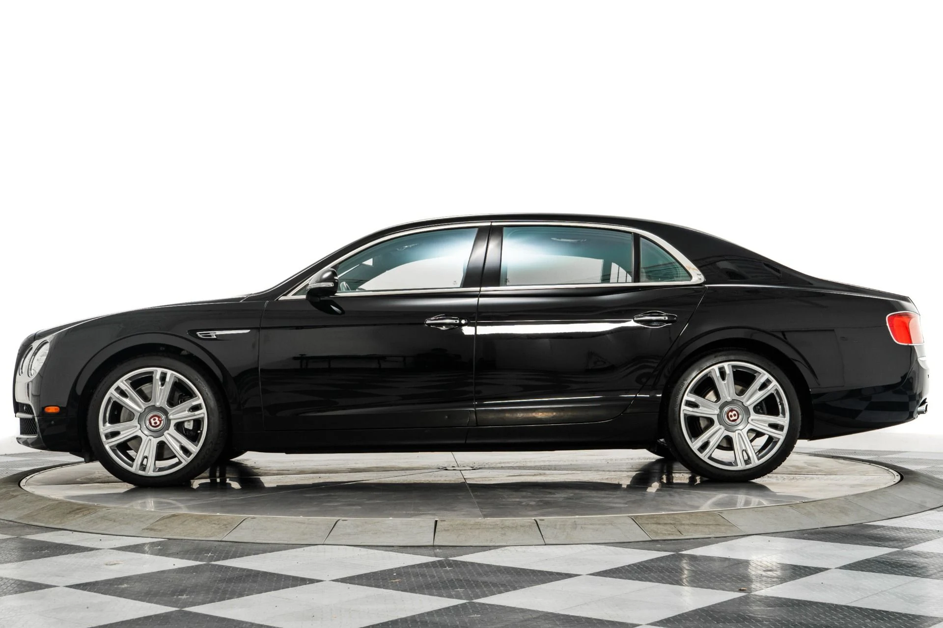 mph005_1418193348_Used_2015_Bentley_Flying_Spur_V8_1757017616_f58c86199a