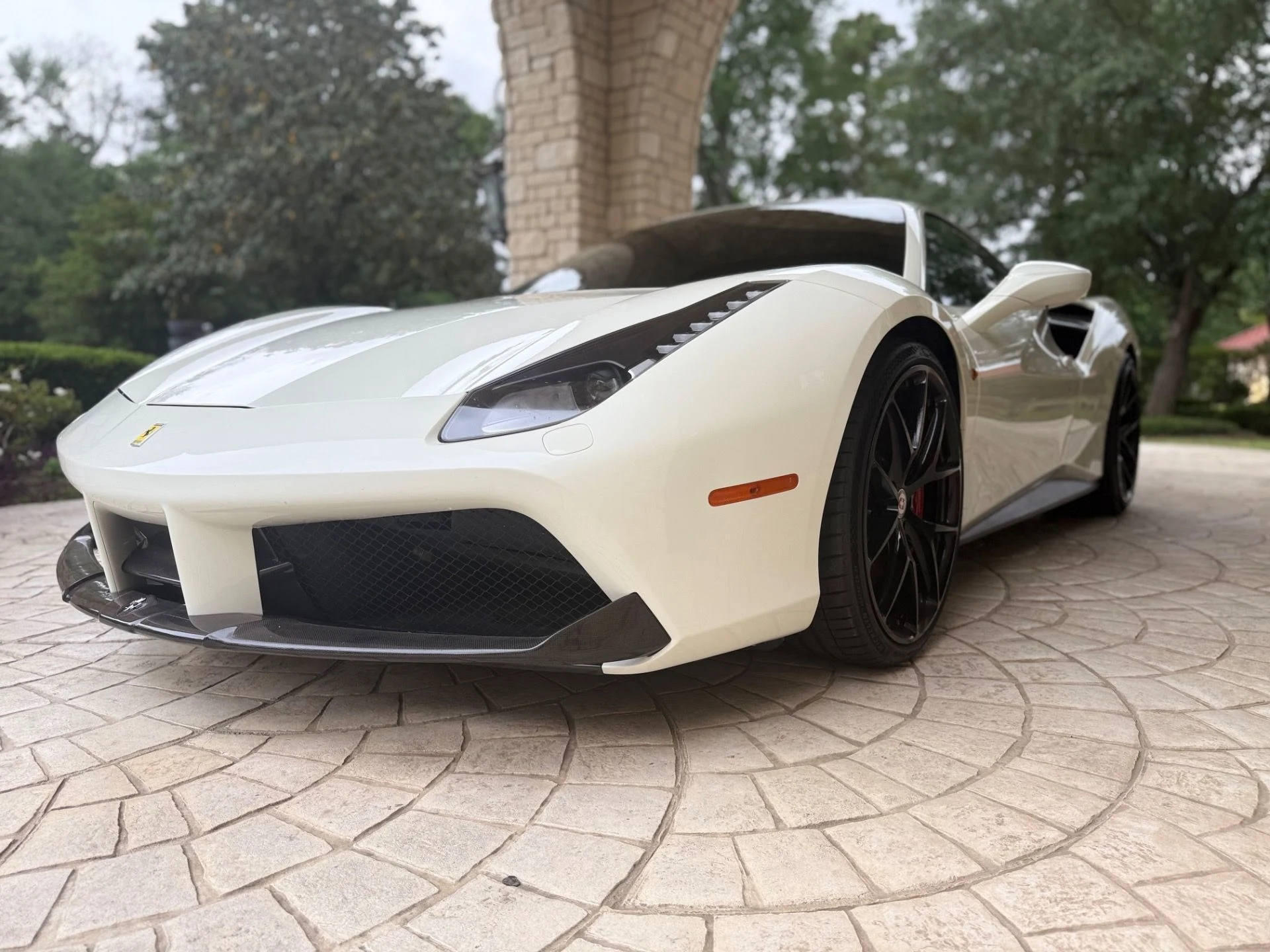 mph005_1418835083_Used_2017_Ferrari_488_GTB_1745252913_cd5064b698