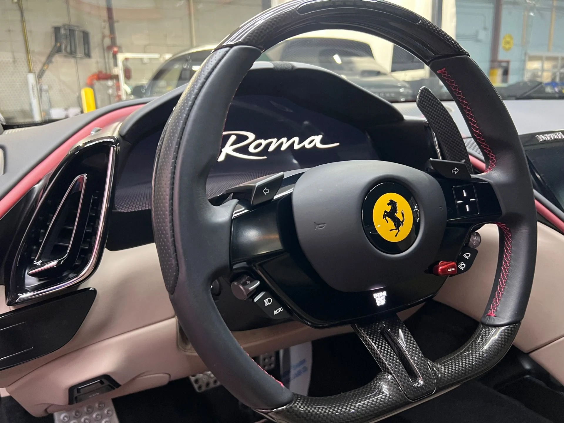 mph005_1430322097_Used_2023_Ferrari_Roma_1767722061_4ebc94d977