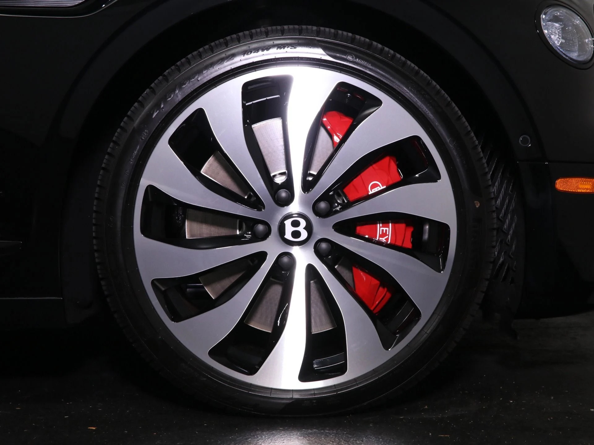 mph005_1436214952_New_2026_Bentley_Flying_Spur_Azure_1759158492_290202ac66