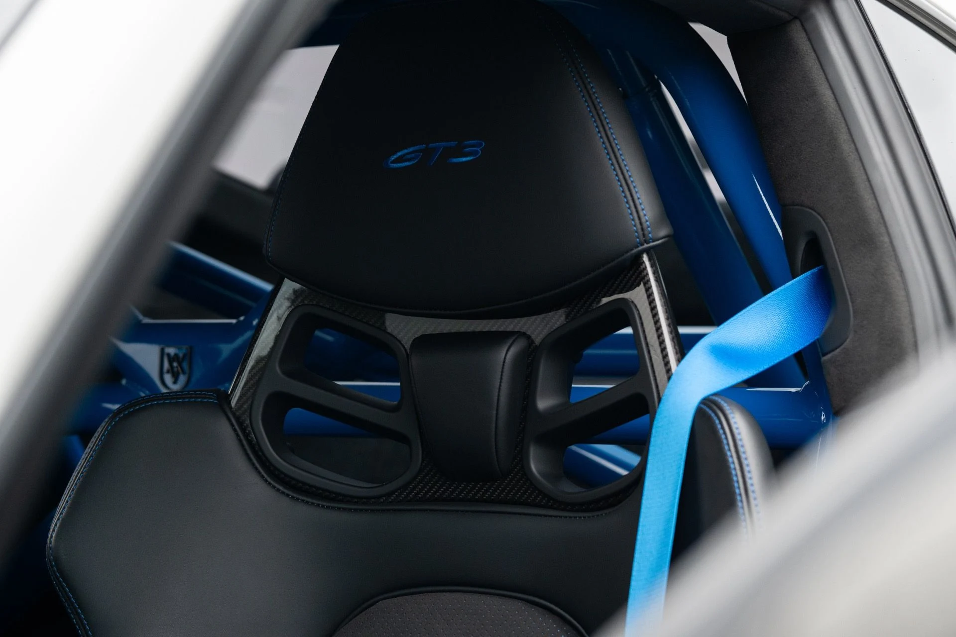 mph005_1437059665_Used_2024_Porsche_911_GT_3_1768339122_9eacf8d7fb