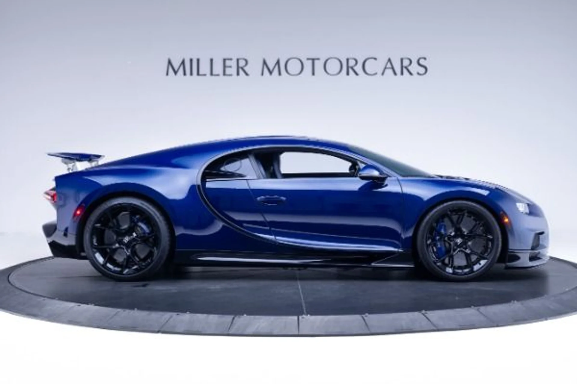 mph005_1438275766_Used_2018_Bugatti_Chiron_Chiron_75fca18cfc