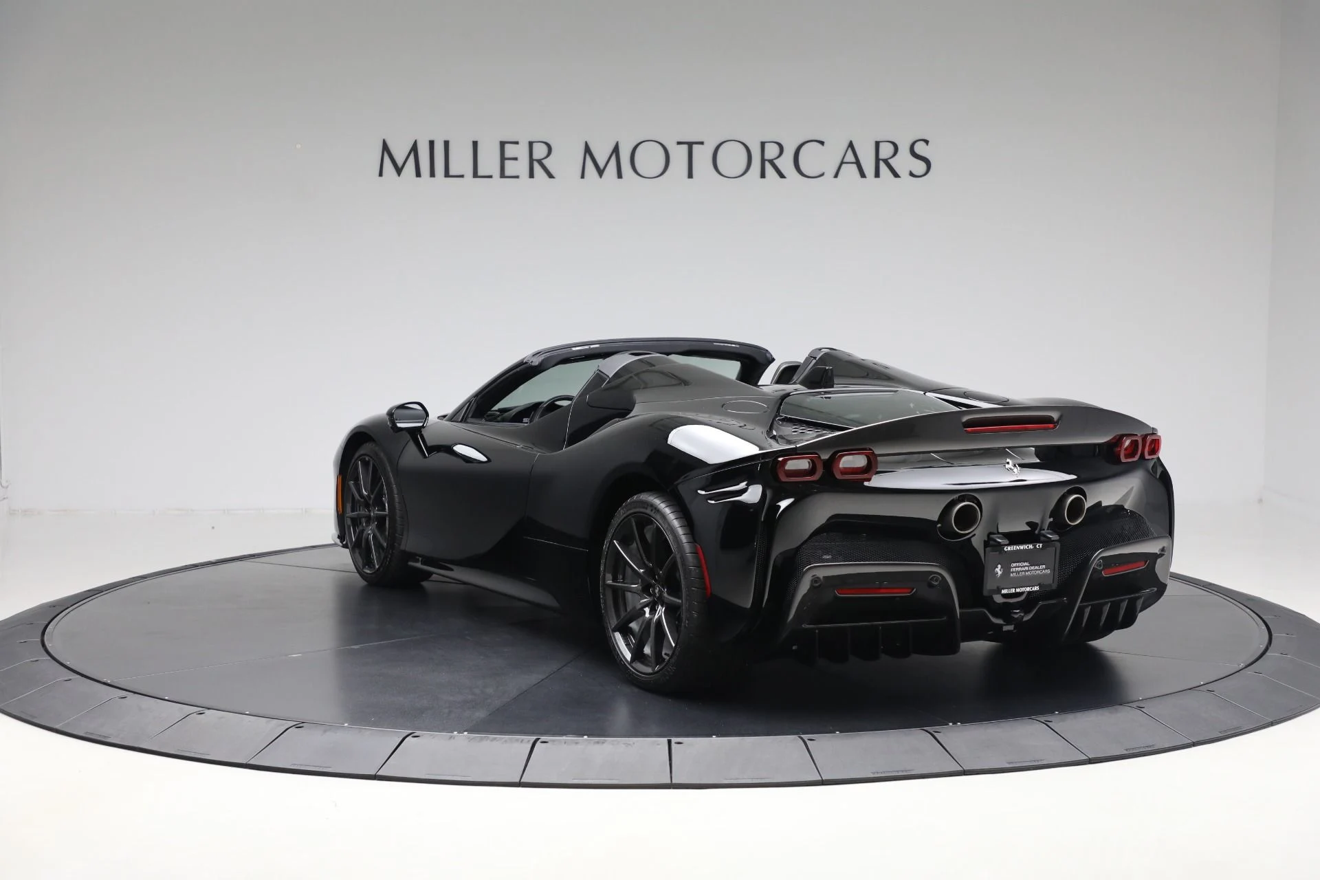 mph005_1446978776_Used_2023_Ferrari_SF_90_Spider_1399cfb020