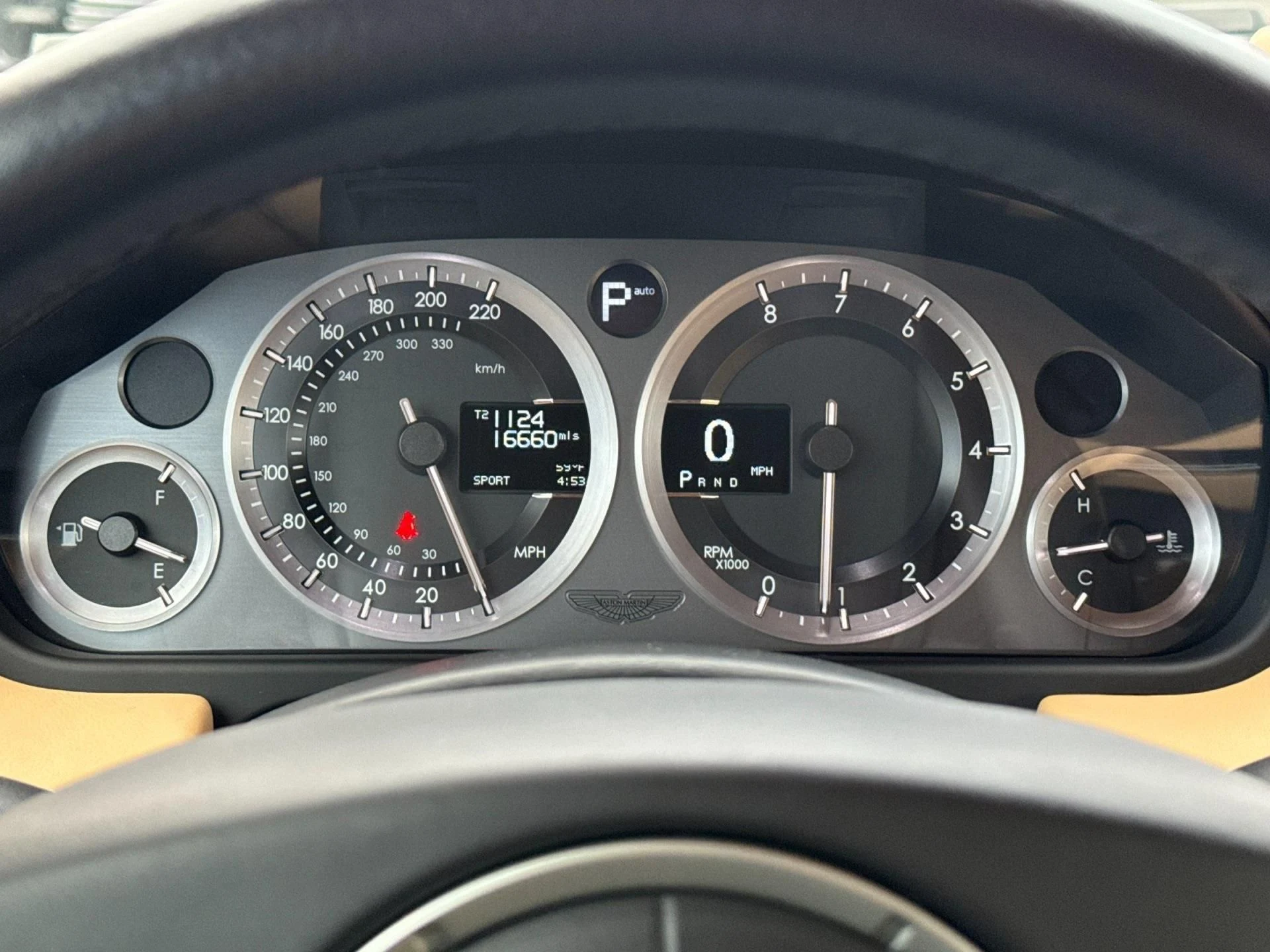 mph005_1449402693_Used_2014_Aston_Martin_DB_9_Volante_1769008598_5510dbdcaf