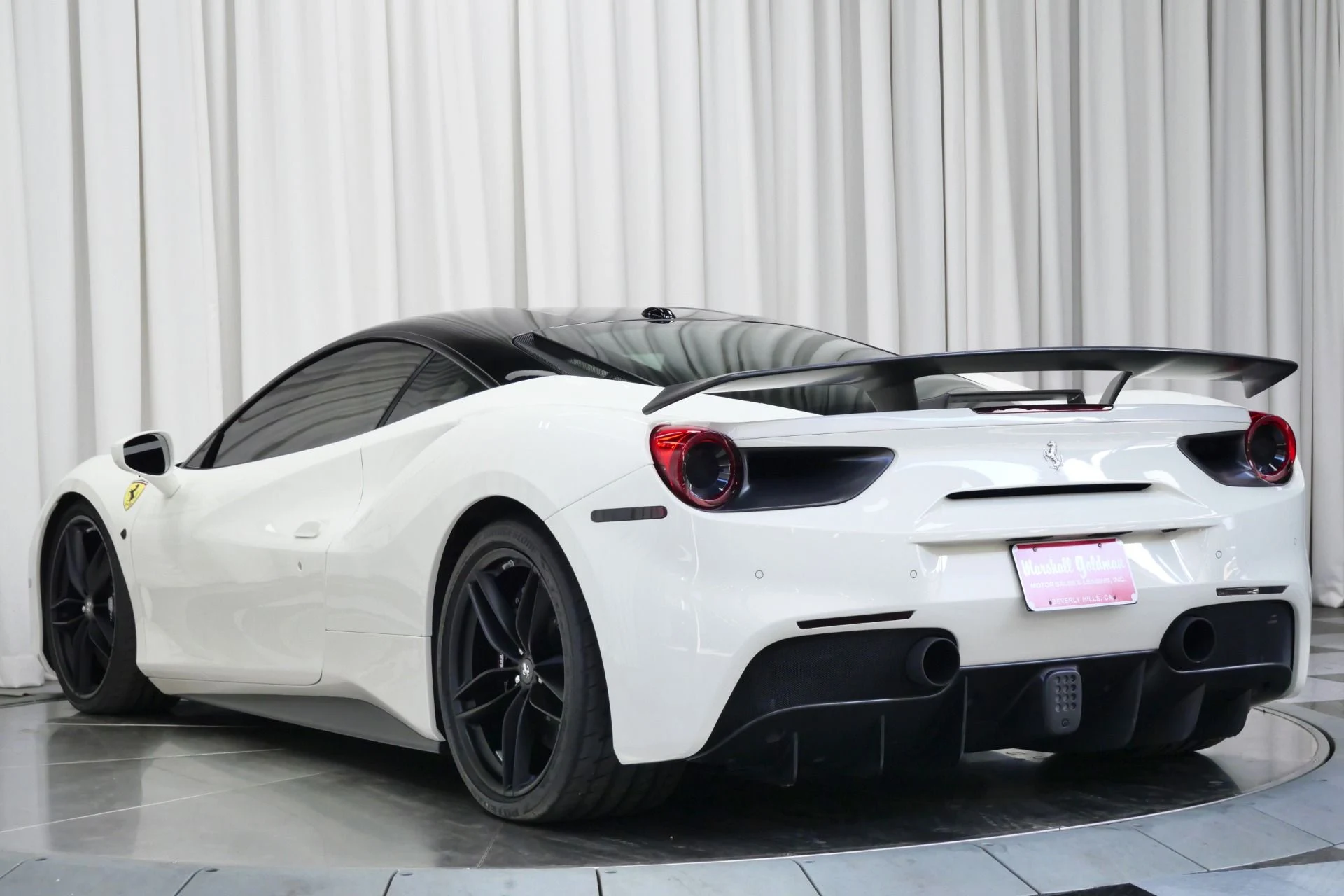mph005_1457700780_Used_2018_Ferrari_488_GTB_1755107199_2b0b13cbdc