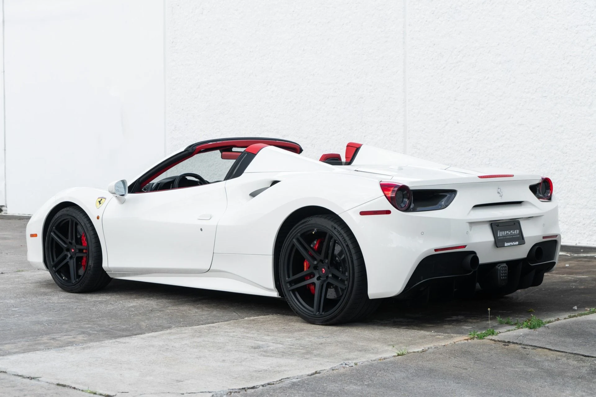 mph005_1462719651_Used_2018_Ferrari_488_Spider_1781219739_533463aacf