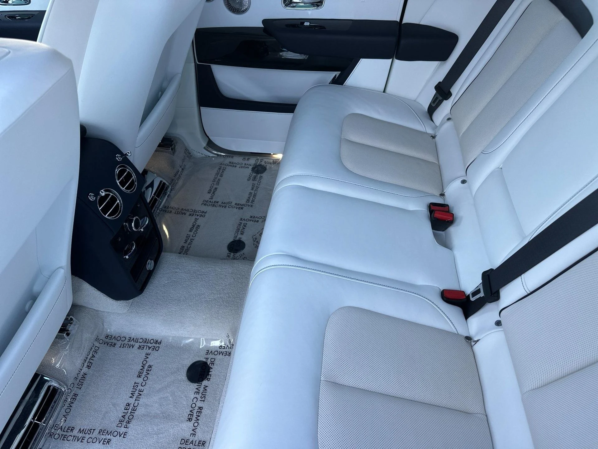 mph005_1466145362_New_2025_Rolls_Royce_Cullinan_1761746923_f5e66b46f5