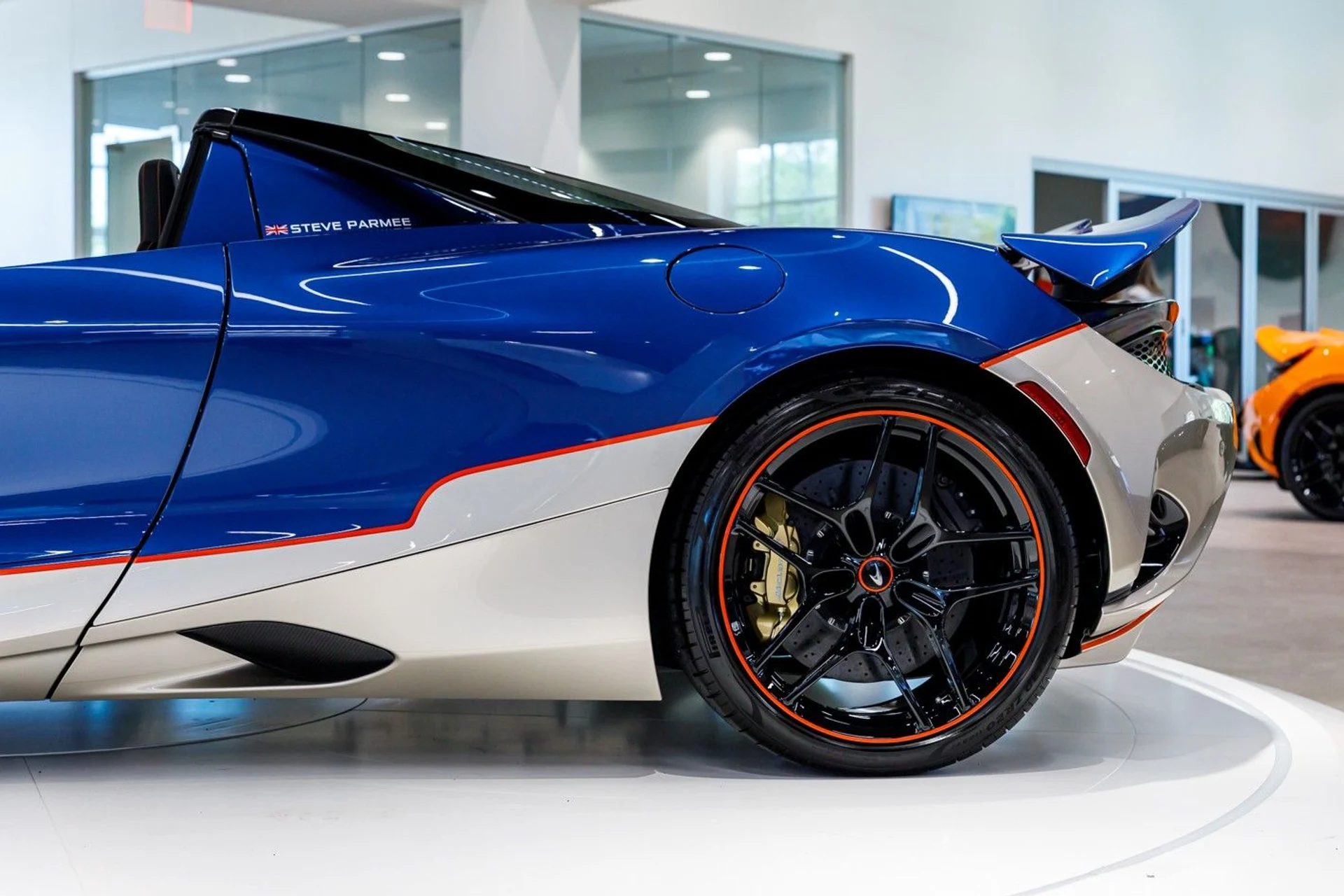 mph005_1475327034_430_p6_l_c762f132a7