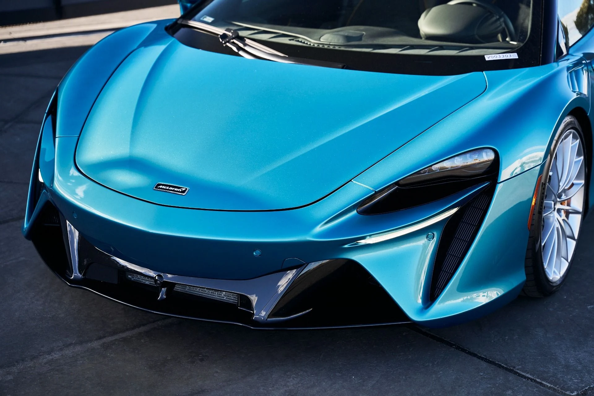 mph005_1481453882_Used_2025_Mc_Laren_Artura_1771382281_14ed66ccb7