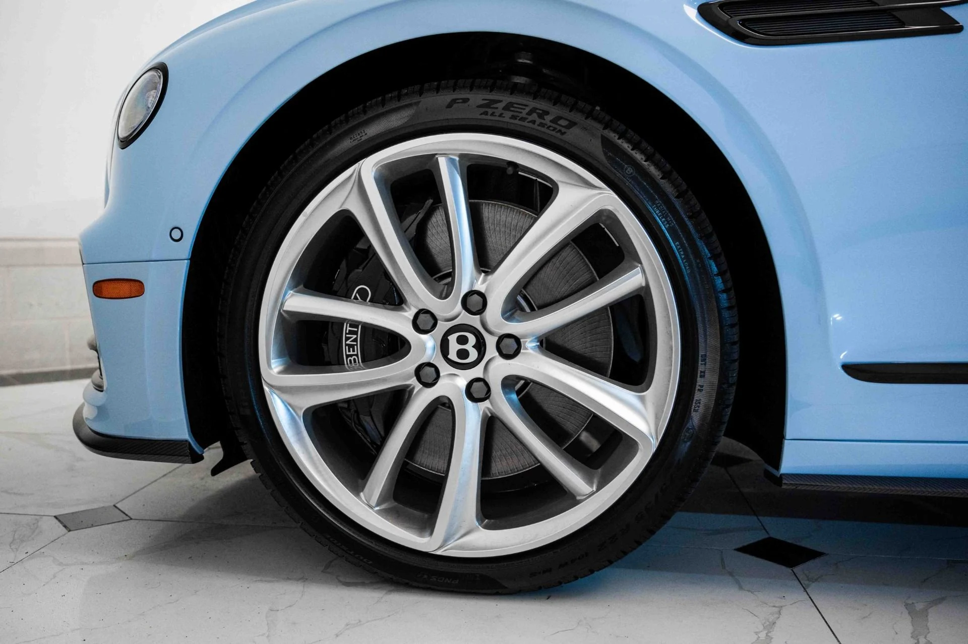 mph005_1491458615_Used_2024_Bentley_Flying_Spur_Edition_8_1717257938_5bcfd6d2e3