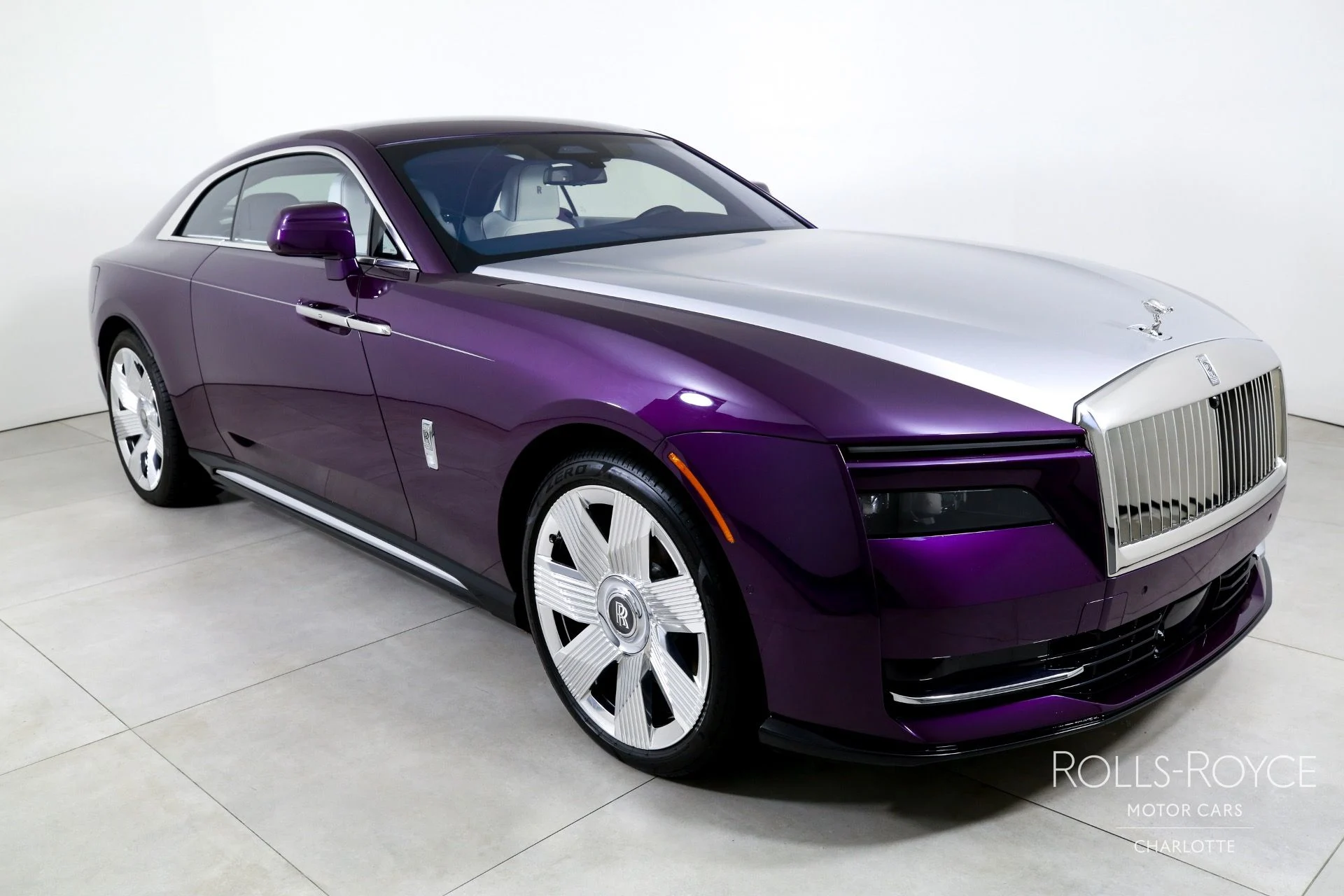 mph005_1499224704_Used_2024_Rolls_Royce_Spectre_1754591081_8f199339ed