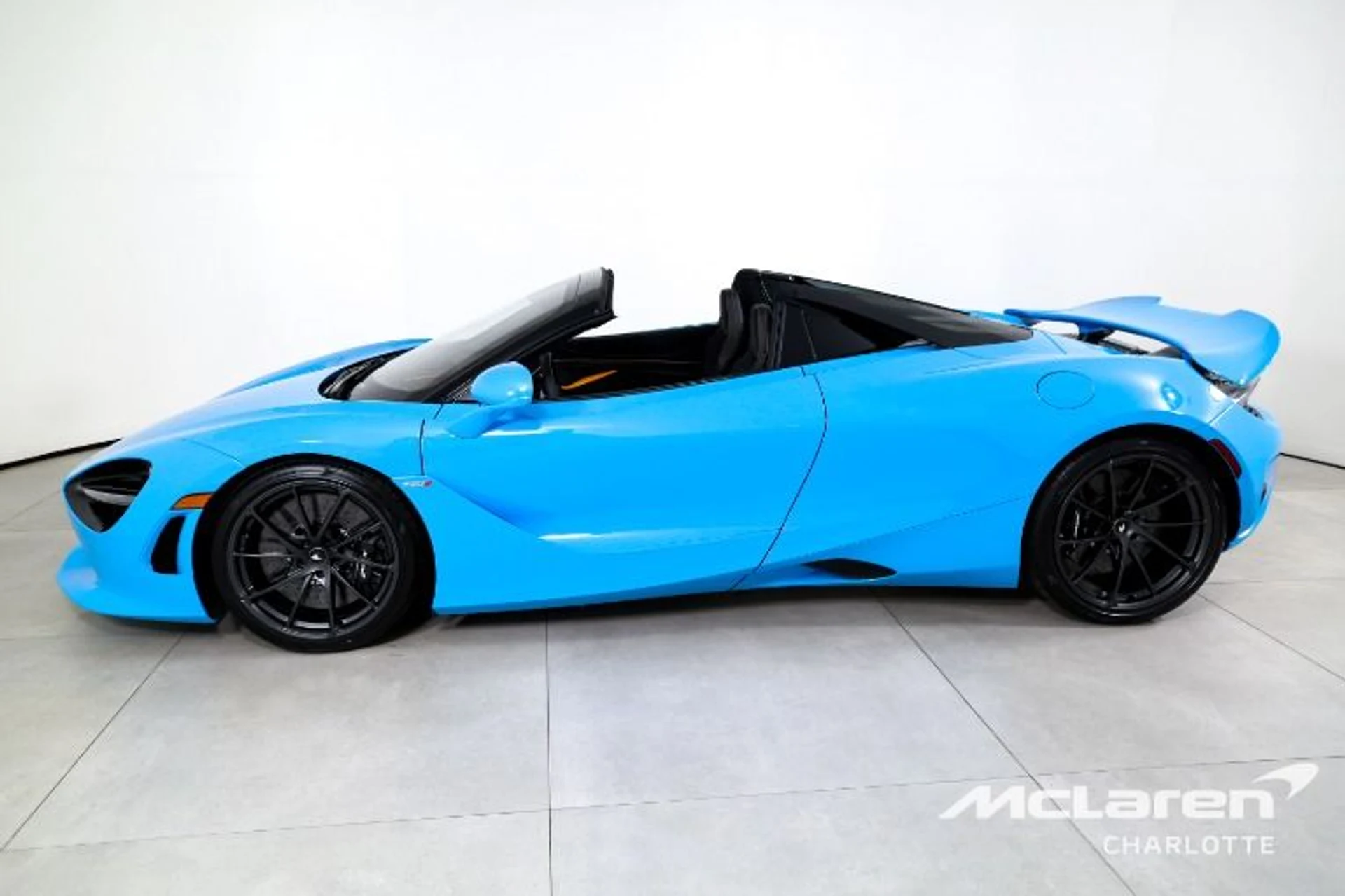 mph005_1503137971_Used_2027_Mc_Laren_750_S_Spider_769d0129d7
