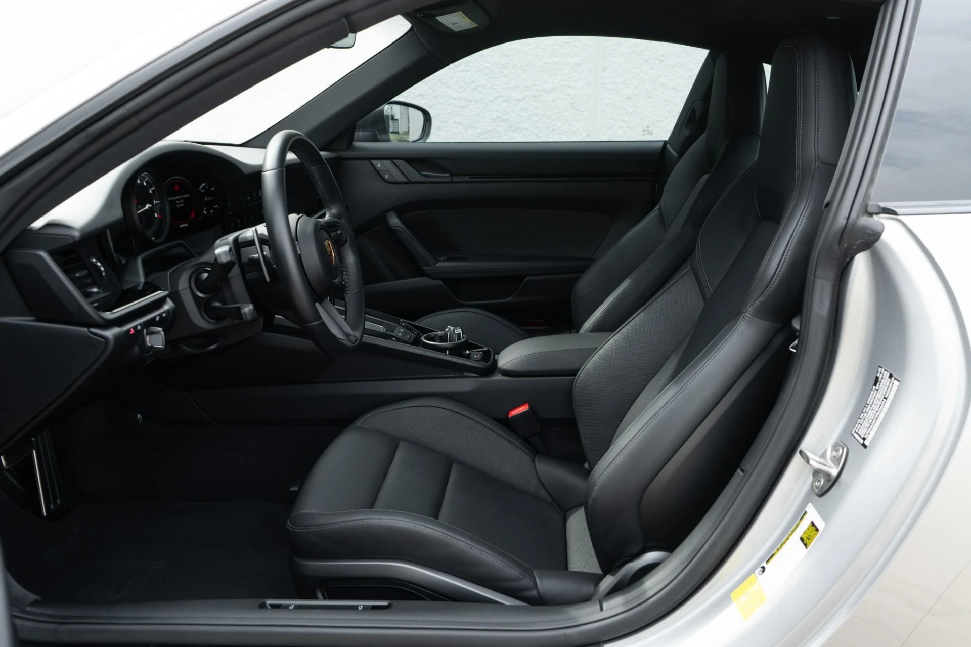 mph005_1511539537_Used_2023_Porsche_911_Carrera_T_1771453746_4043577bf2