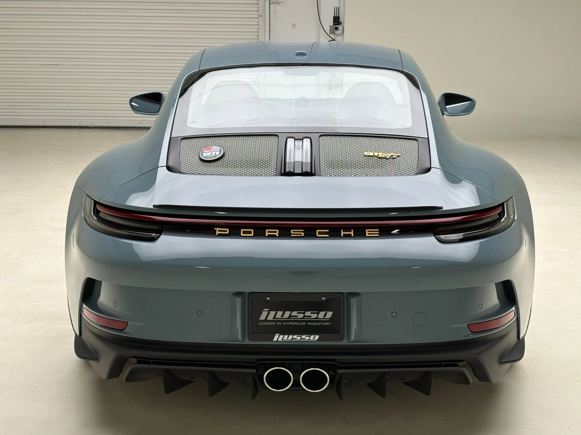 mph005_15142353_Used_2024_Porsche_911_ST_1777656943_875ae47129