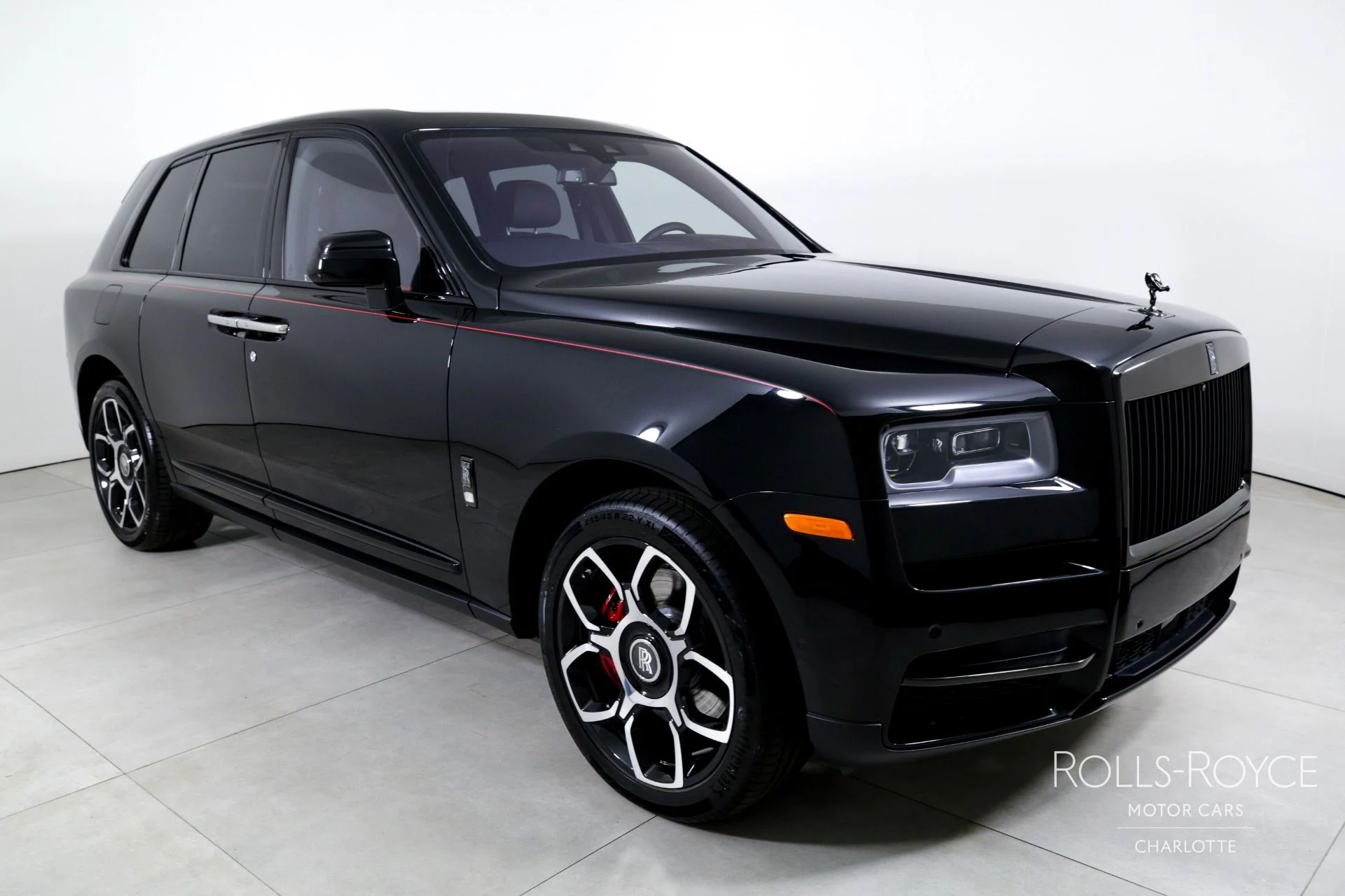 mph005_1515840909_Used_2024_Rolls_Royce_Black_Badge_Cullinan_1746462225_36a6538b37