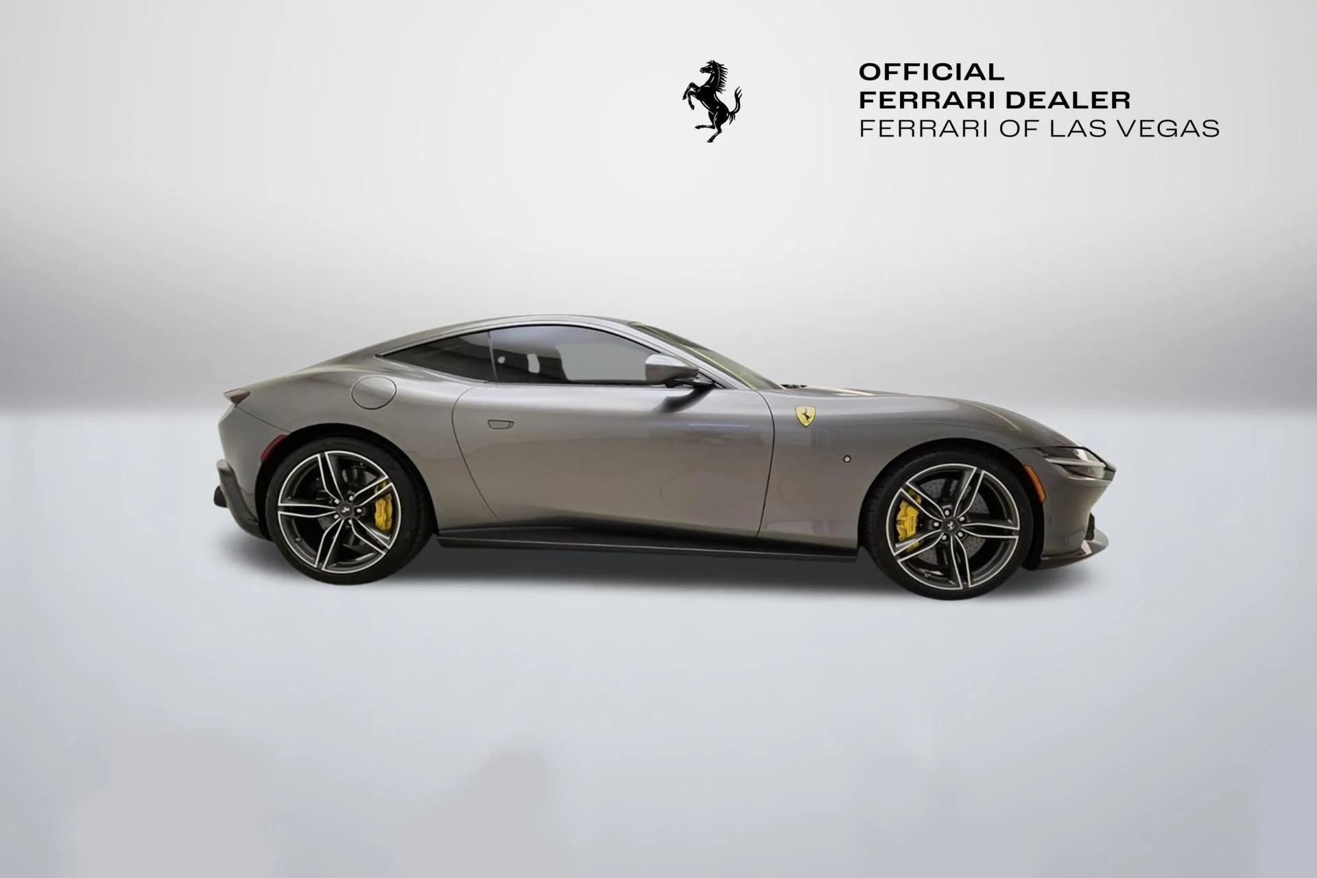 mph005_1526898968_Used_2022_Ferrari_Roma_1775292305_1e83e3e891