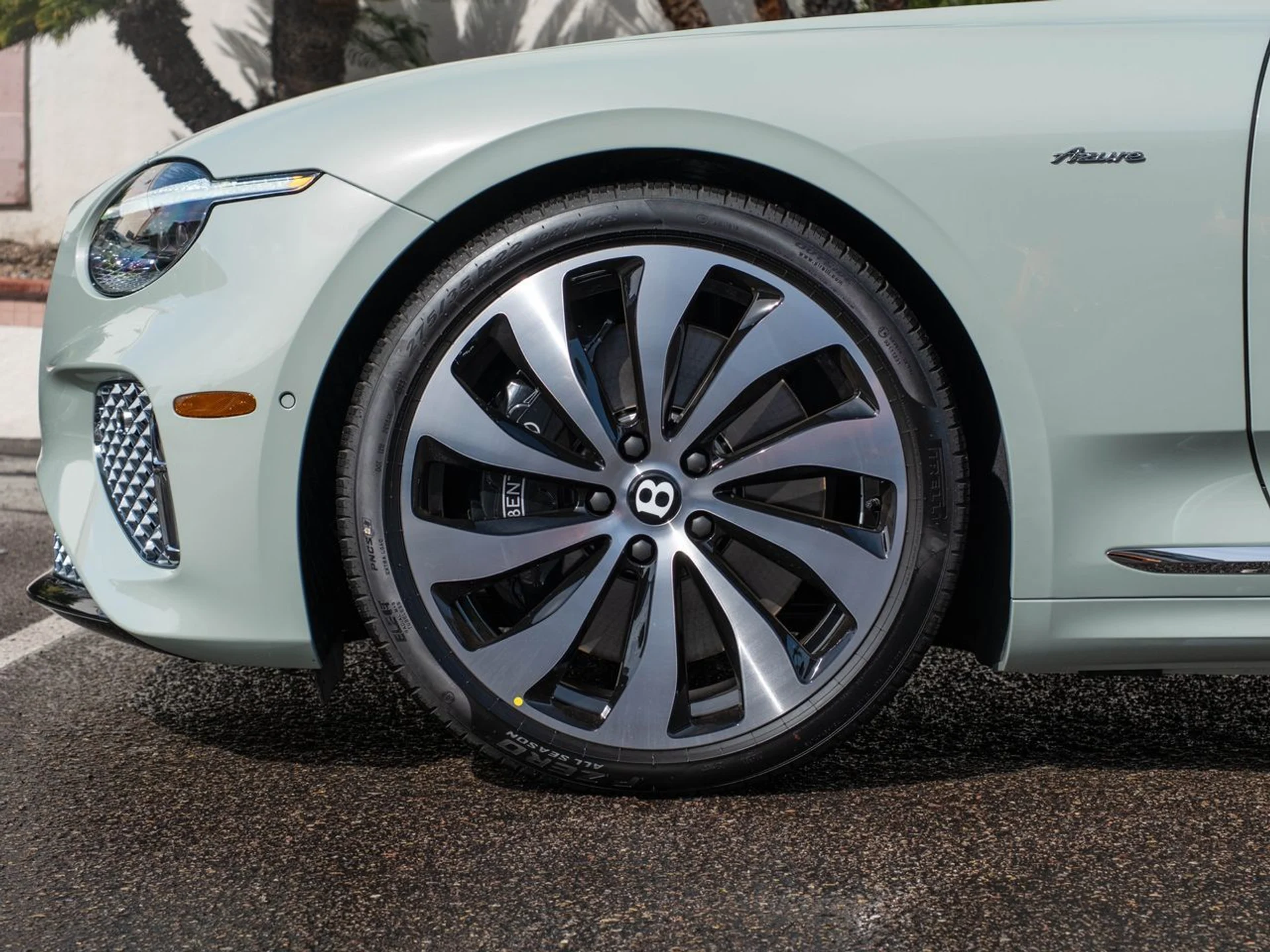 mph005_1527226887_81607363d6c33923f48646bea6bd1409x_7ec49ed9c1