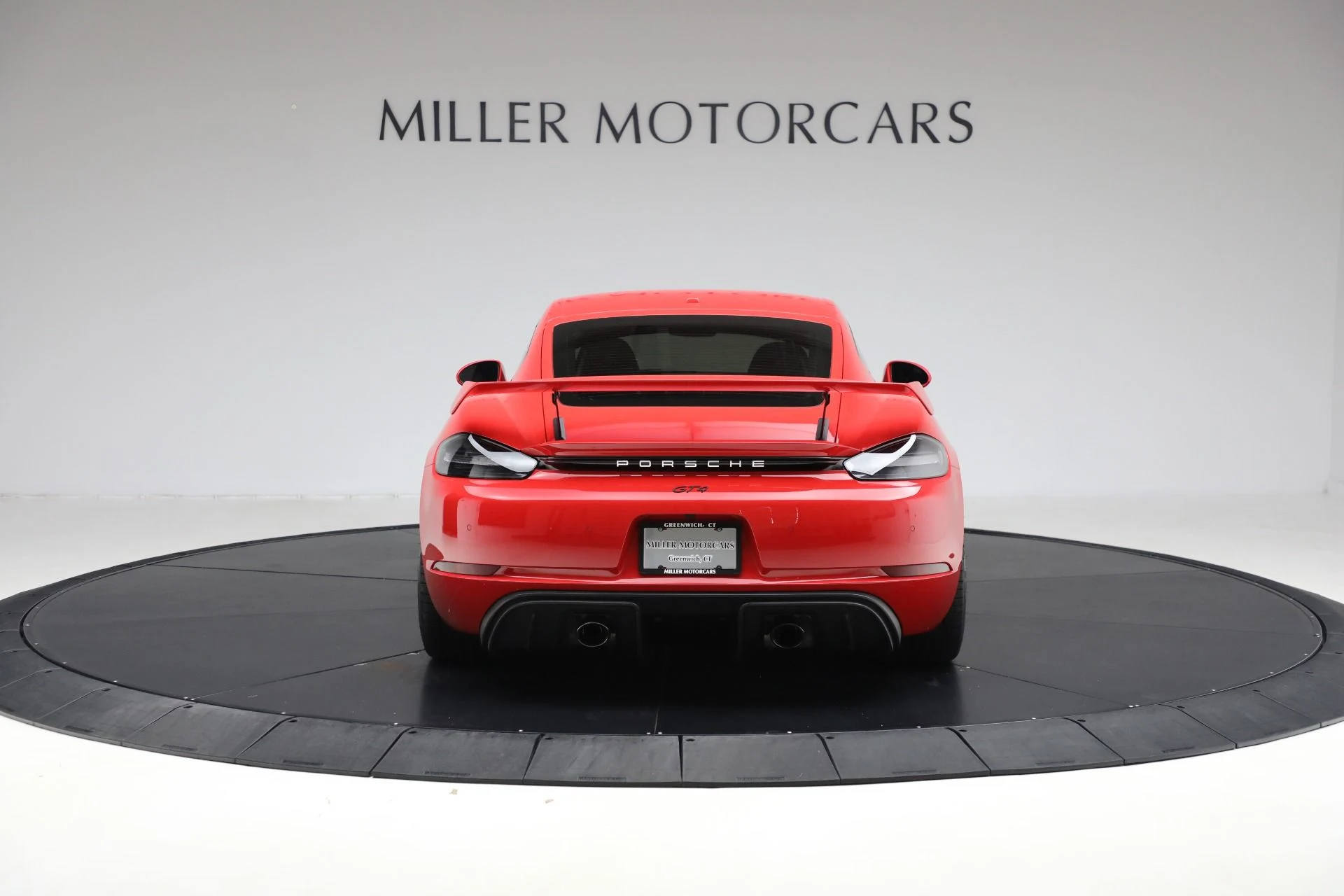 mph005_1527802354_Used_2021_Porsche_718_Cayman_GT_4_3ff4c7c386
