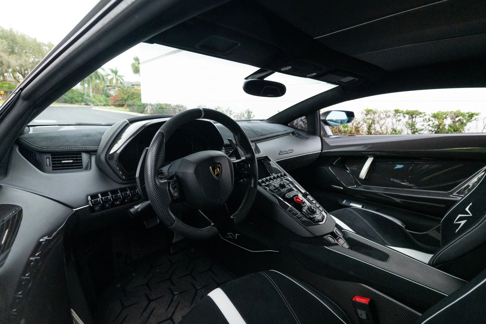 mph005_1531132184_Used_2016_Lamborghini_Aventador_LP_750_4_SV_1768280004_f0843c65b7