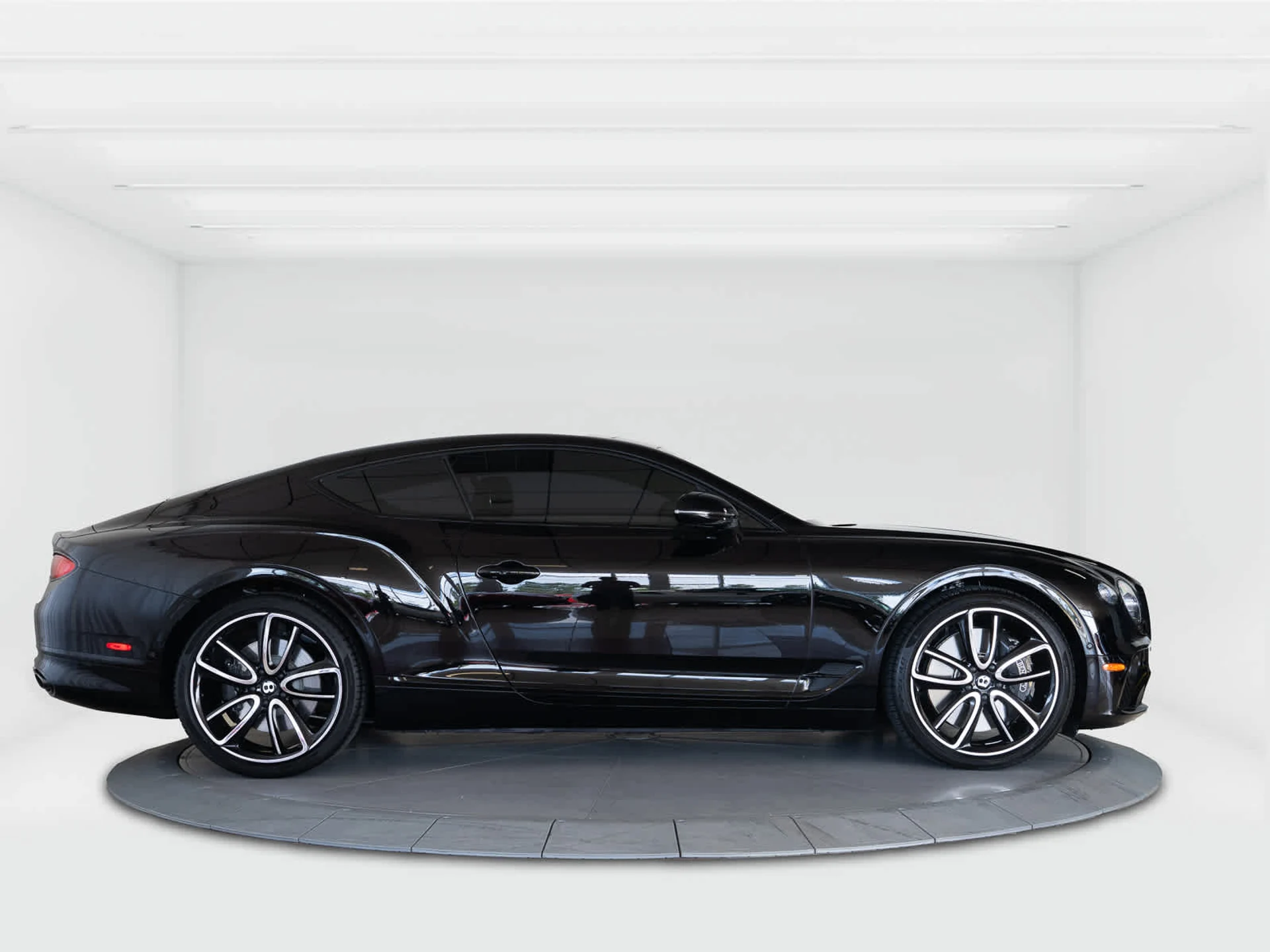 mph005_153218406_2be2ce5ba59701d40759aa91496ba107x_fd39bbe3b3