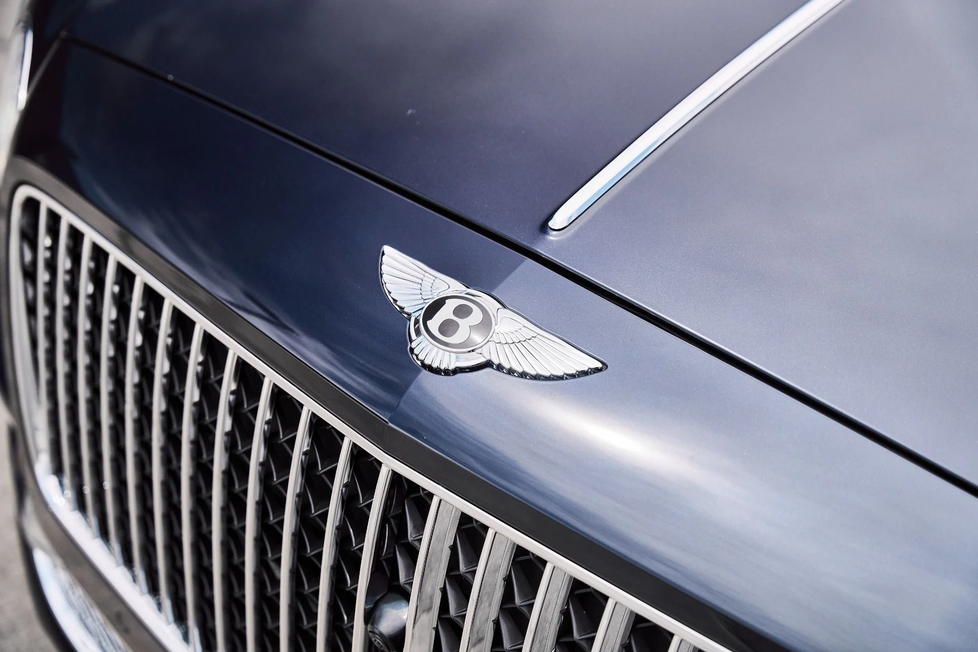 mph005_1543087794_Used_2021_Bentley_Flying_Spur_V8_1779867090_bfc4736f58