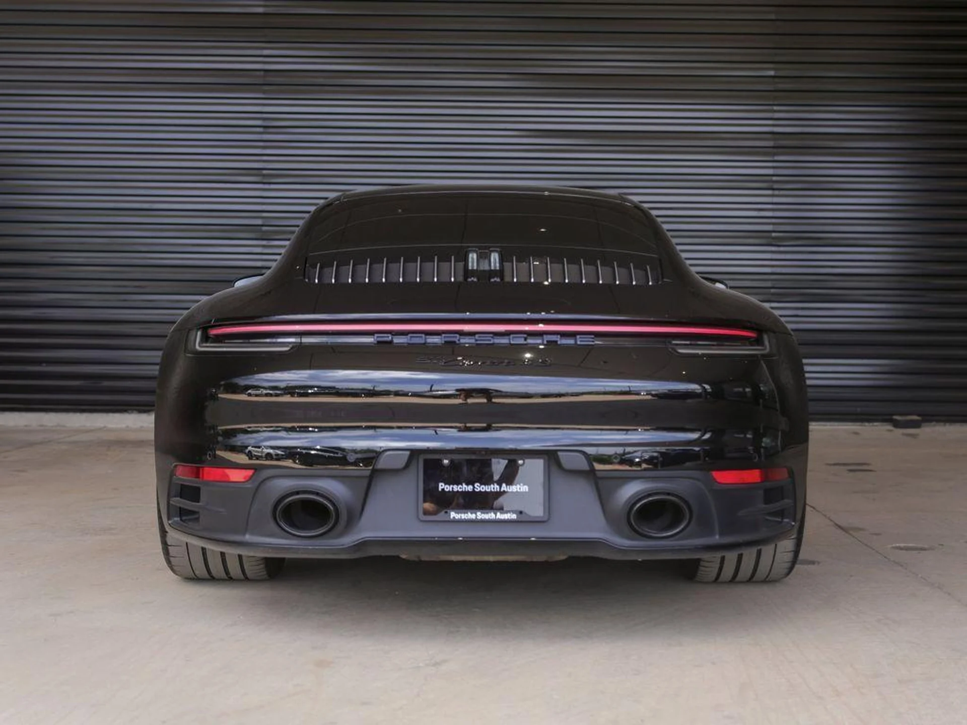 mph005_154888621_h_B_Ubw_VTT_4_Nmo_Wo_FR_Fjd9z_En_Bsk_7ed0b40f6f