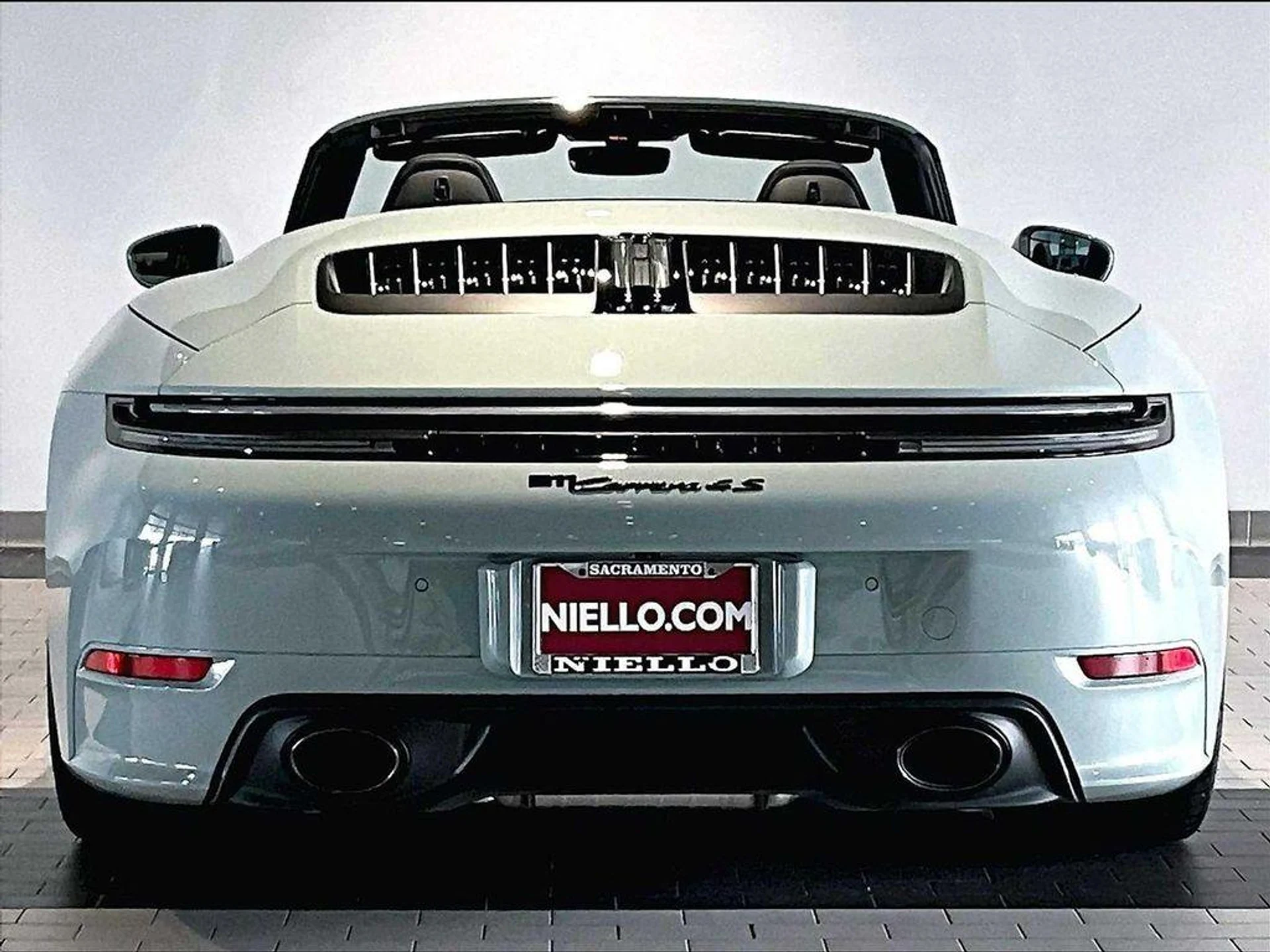 mph005_1561376780_8ru_Lft_X1p_J8x_CAE_1be_Danus_Ujy_M_a6ce0b115a