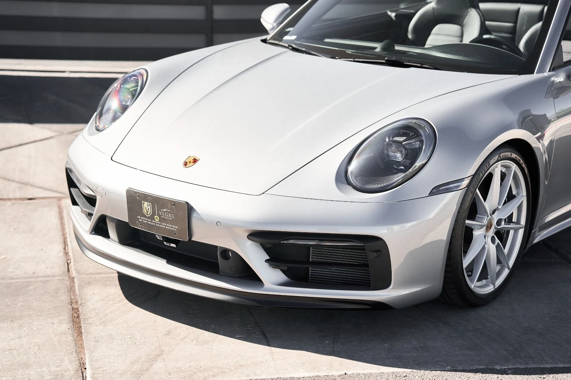 mph005_1576123561_Used_2024_Porsche_911_Carrera_GTS_1759986585_ae650b3557