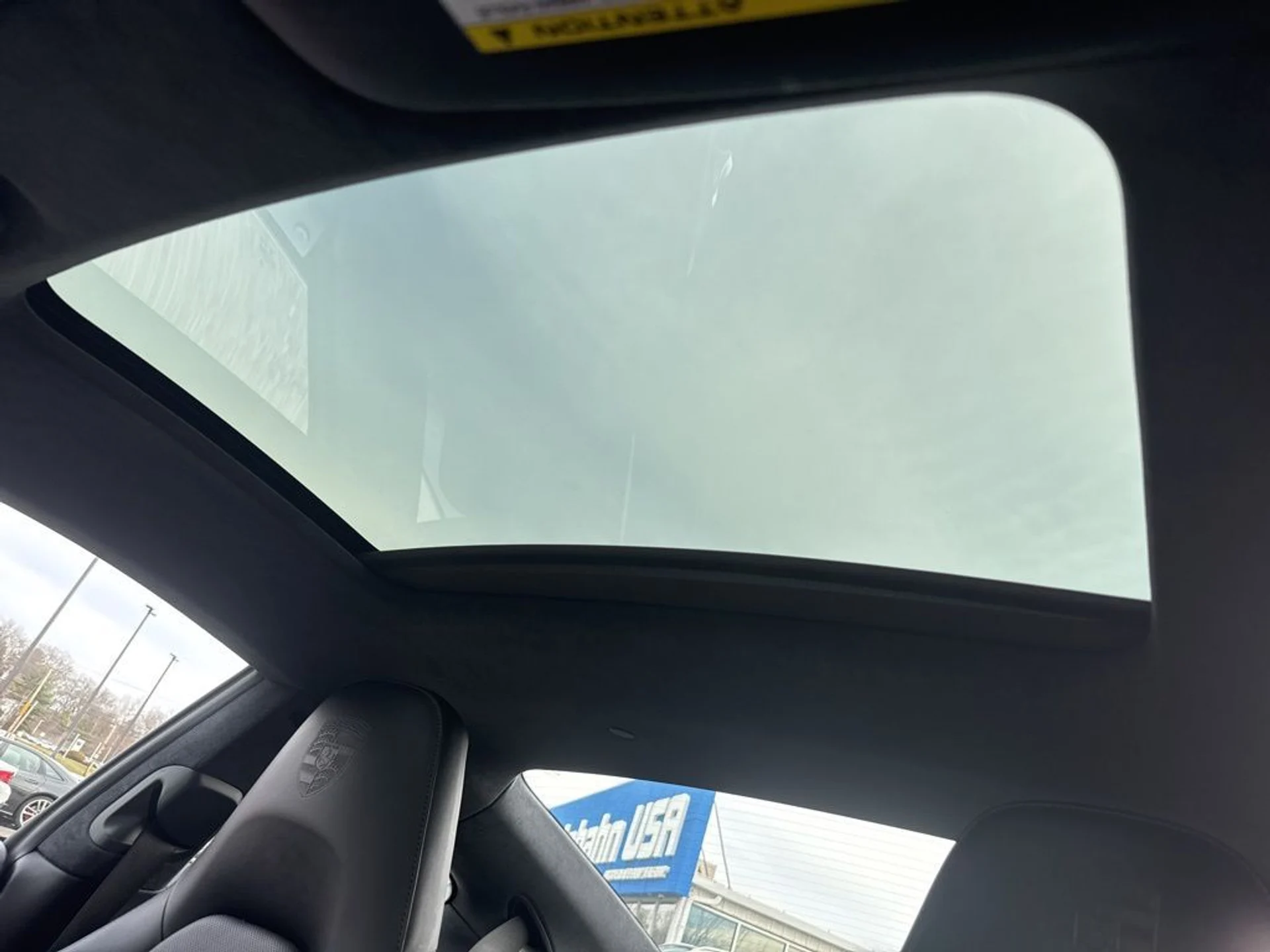 mph005_1583241887_05e2ba1dd9efe97b52f5b38f0ab5fad6x_c676e197f3