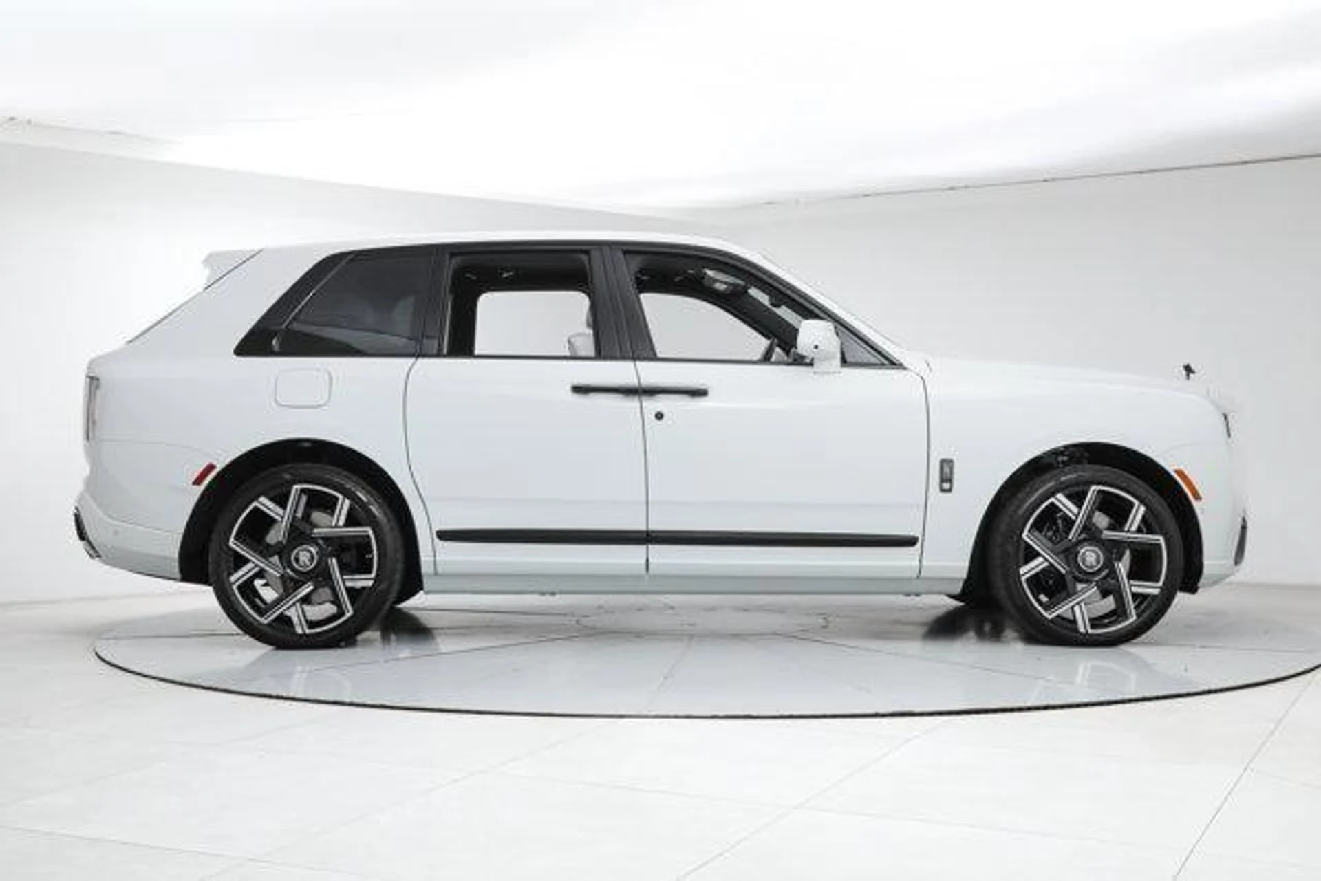 mph005_1583316638_8_BID_7pns059_MC_Cx4q_Yk_Wn_LNG_4tc_4c21a055ce