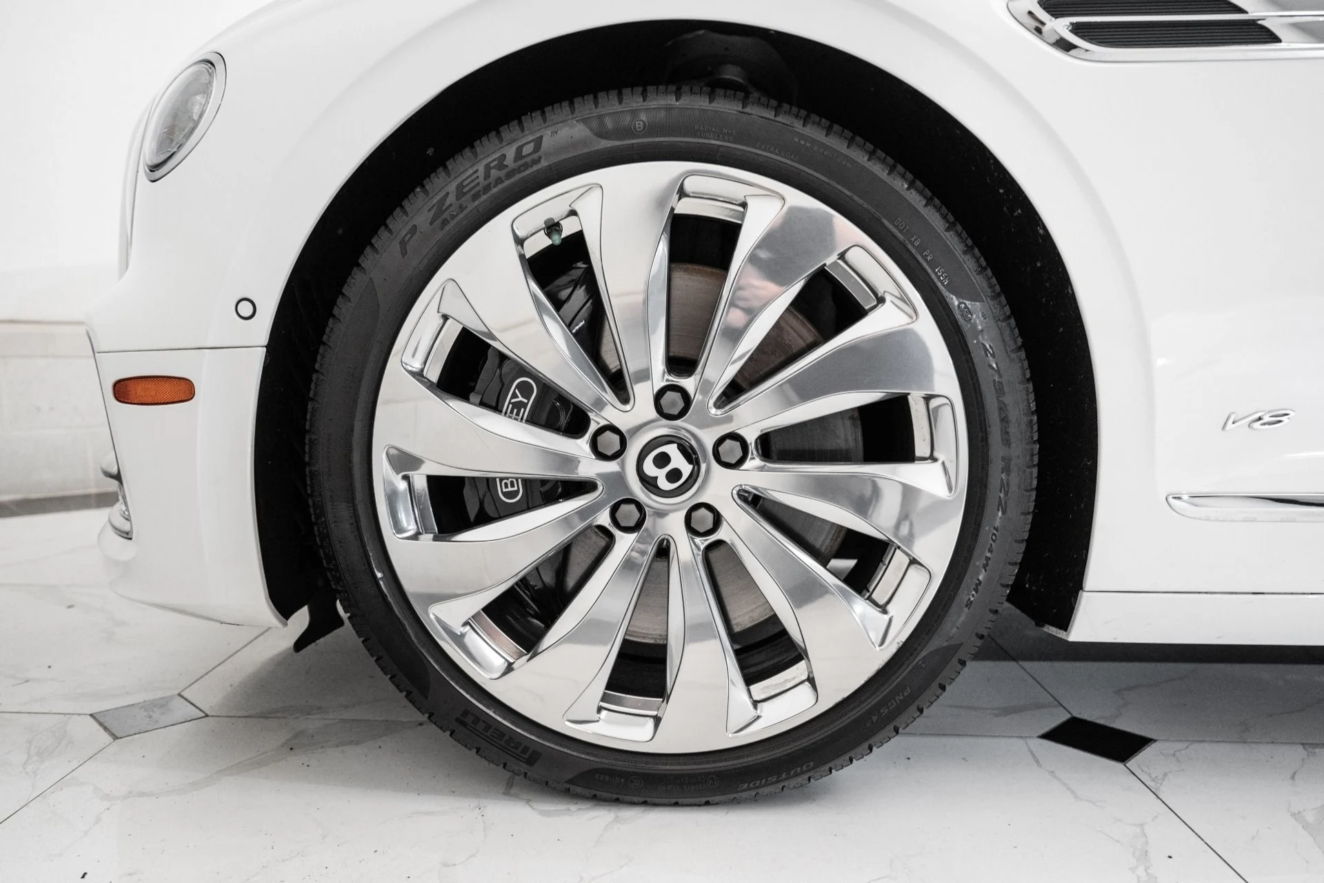 mph005_158747260_Used_2021_Bentley_Flying_Spur_V8_1752848814_074dcd222b