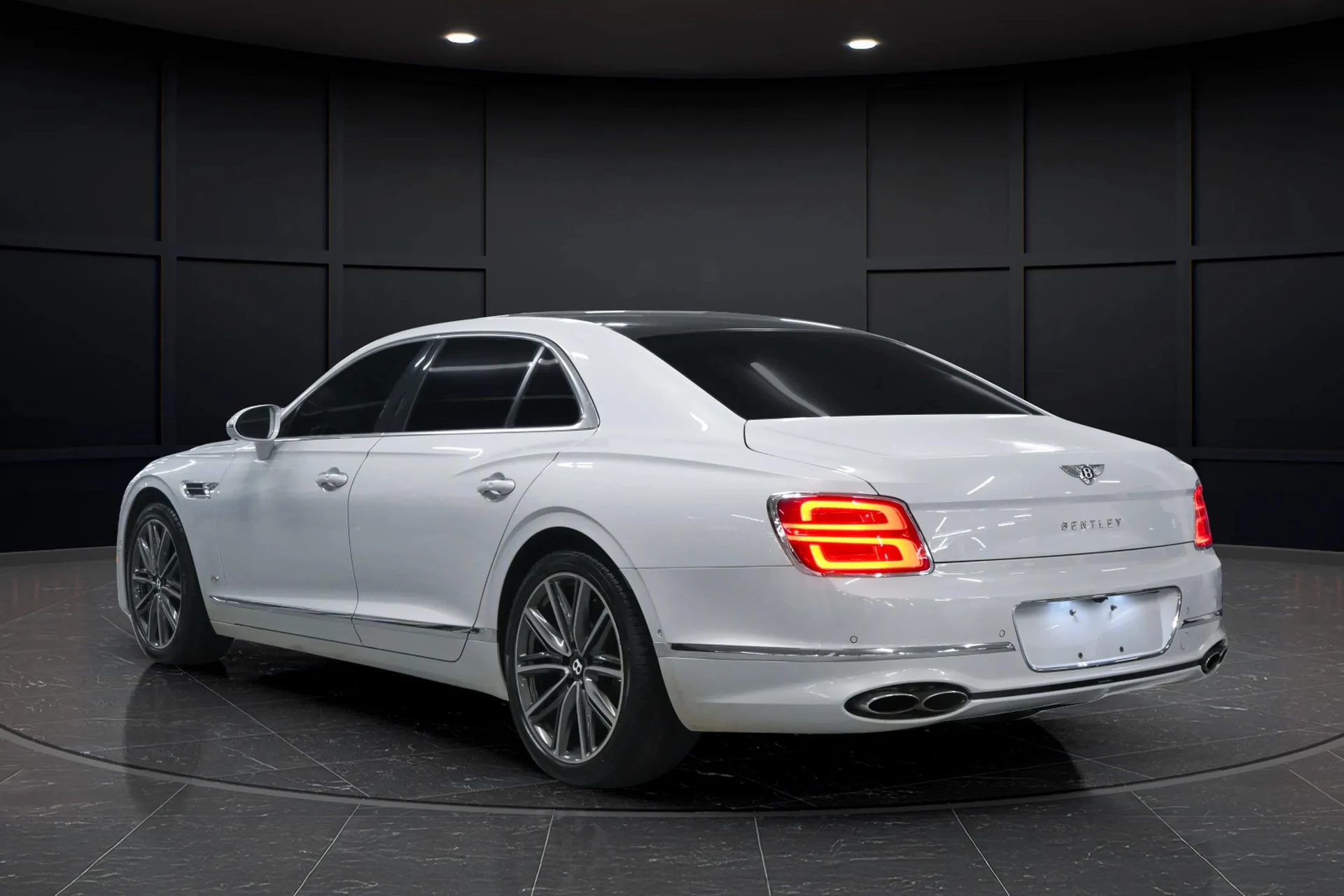 mph005_158972726_fc19fb19_27da_4a10_8ded_ebfa880d57eb_abebc62442